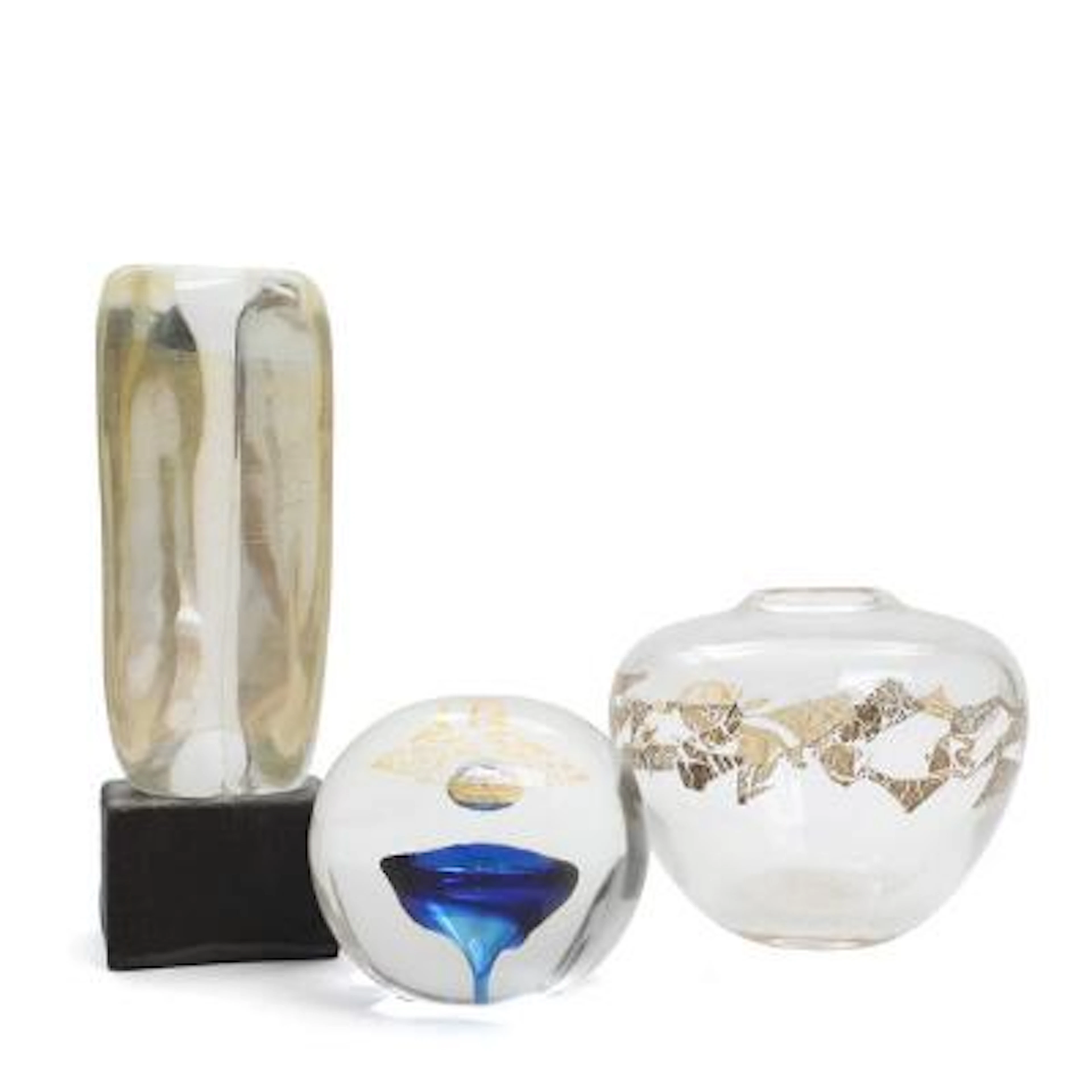Tchai Munch: Three pieces of artisan glass comprising a vase, paperweight