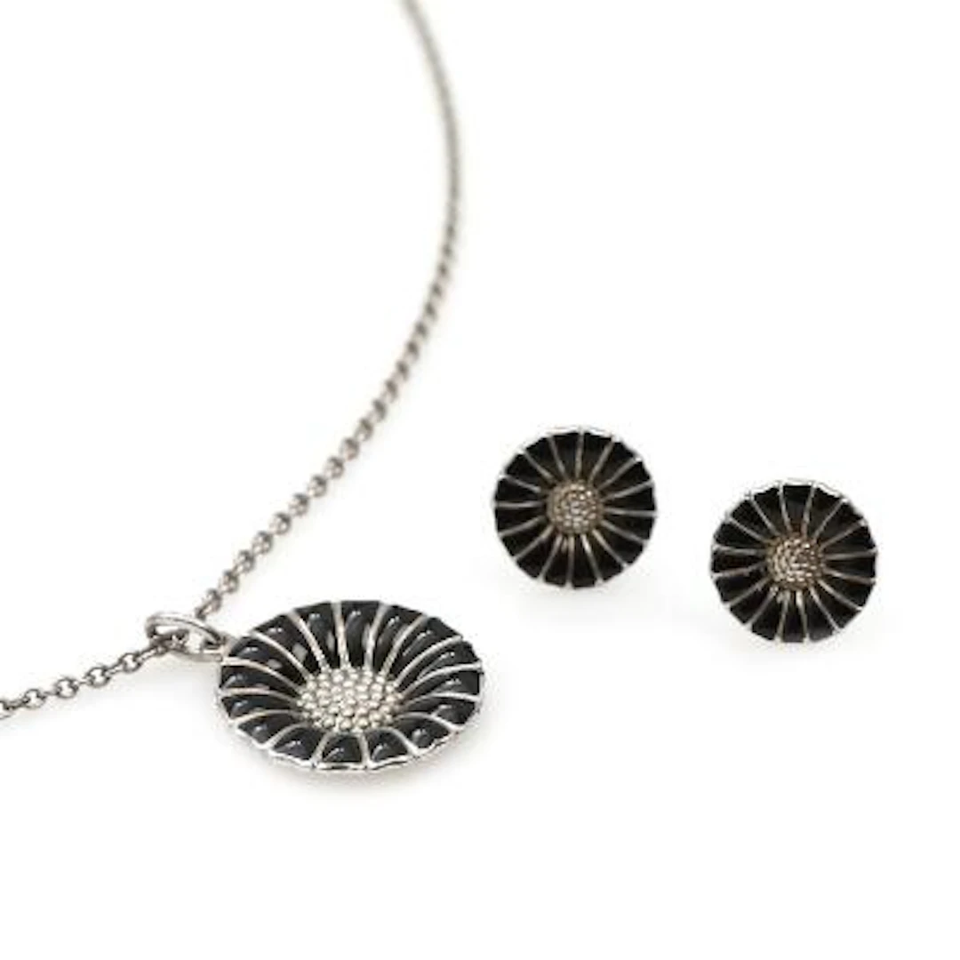 Georg Jensen, Georg Jensen: A pair of "Daisy" sterling silver and