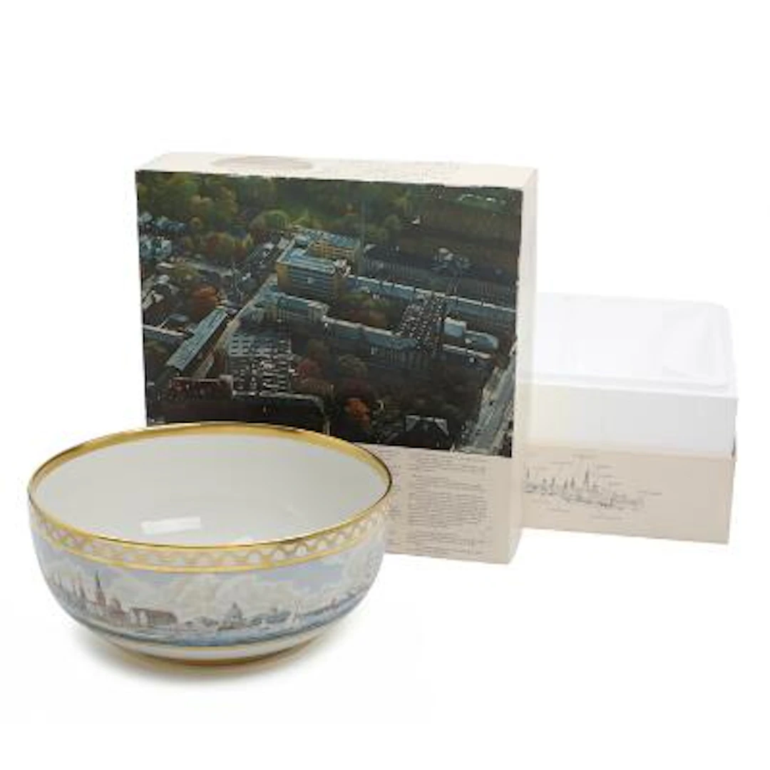 “Copenhagen jubilee porcelain bowle 1775–1975”. A Royal Copenhagen