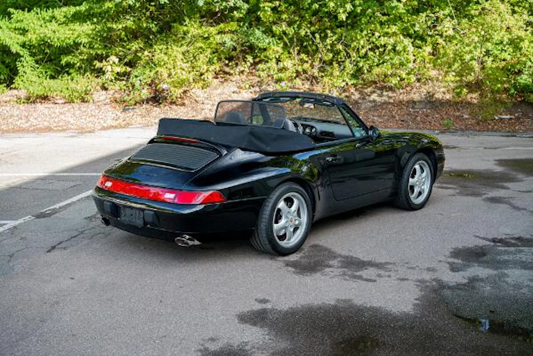 1997 Porsche 911 Cabriolet (993 C2, manuel) – Bruun Rasmussen Auctioneers