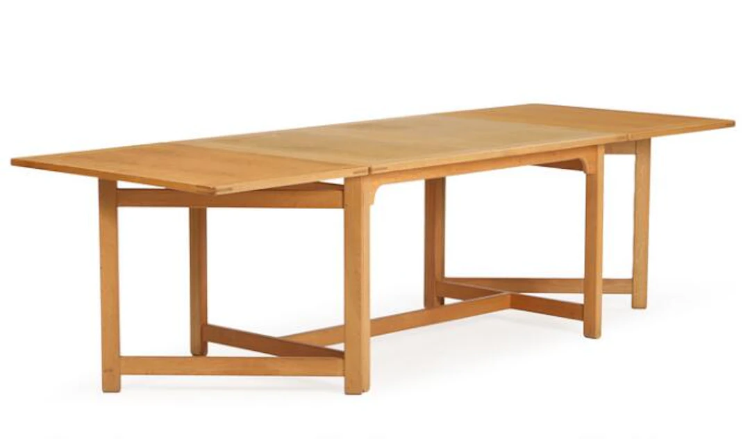 Børge Mogensen: "Biblioteksbord". Dining table in oak with fold-down