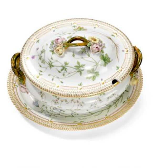 “Flora Danica” large porcelain tureen and dish. 3560 and 3561. Royal