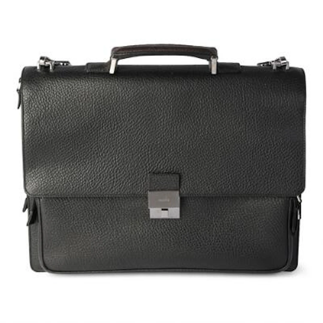 Gucci: A briefcase/bag in black leather with silver tone hardware