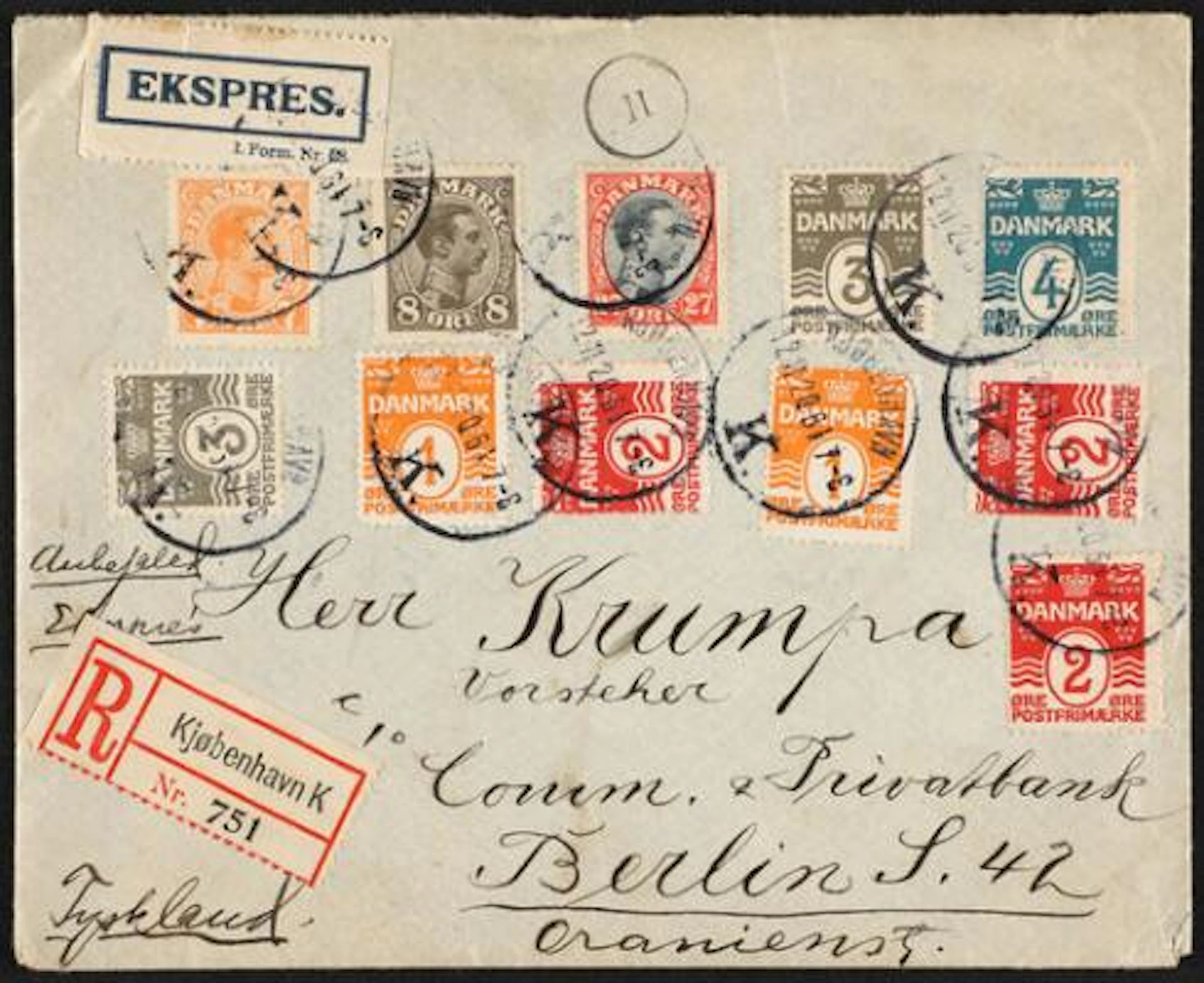 1913-1918. Christian X. 27 Øre, red/black. With 10 other stamps on