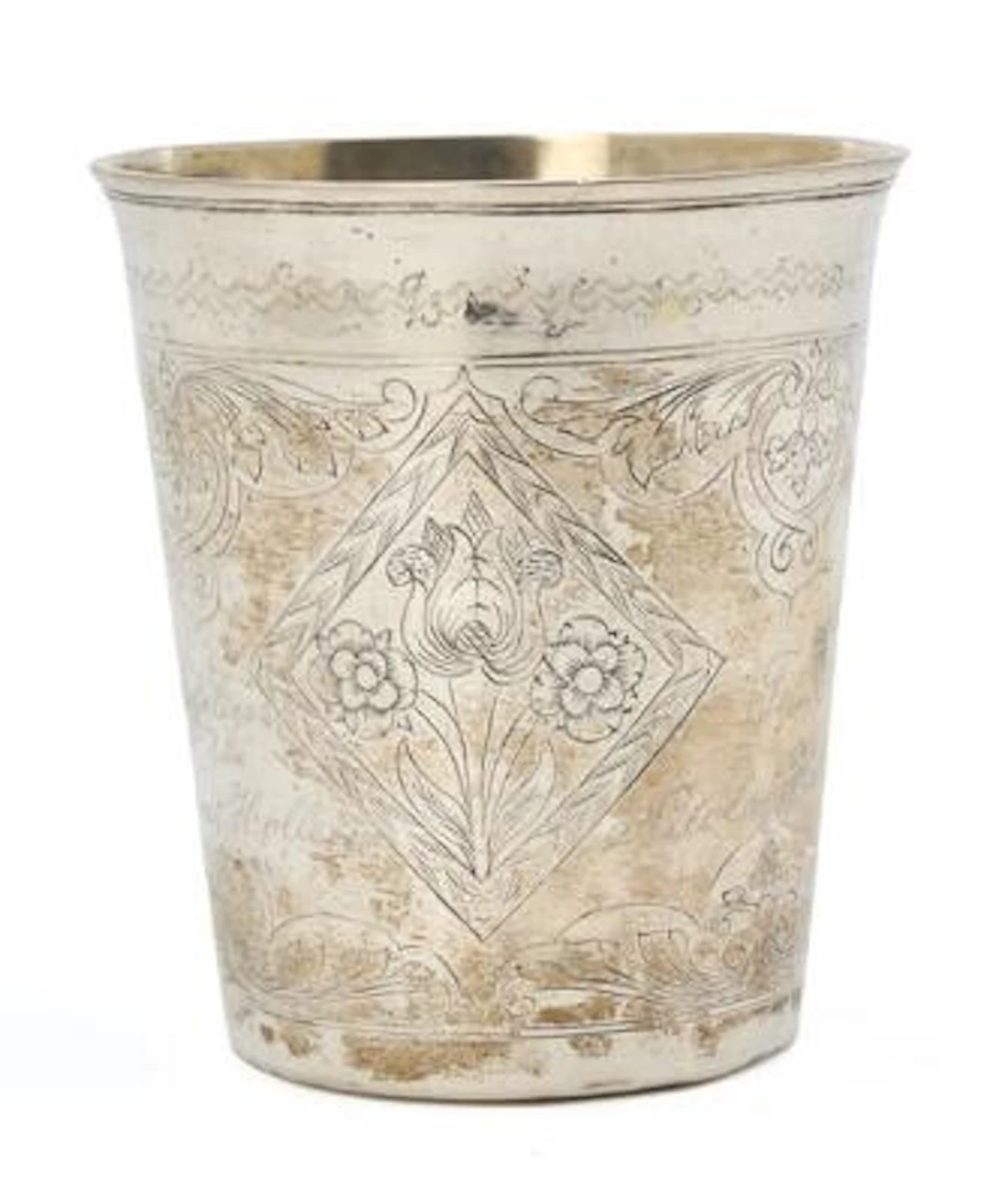 "The Golden Horn Farm": Nicolai Hollesen's silver beaker. Maker L.