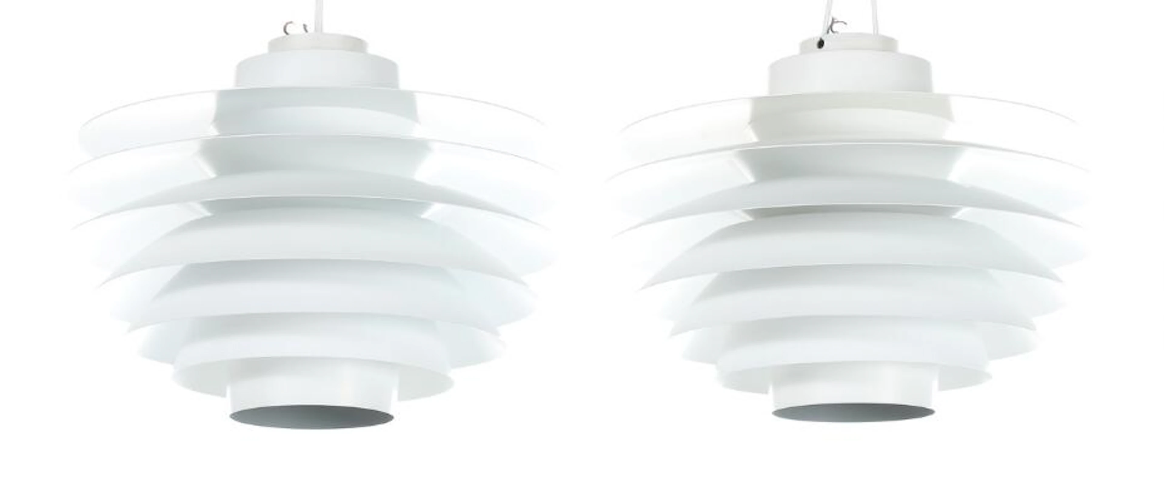 Sven Middelboe: "Verona". A pair of ceiling lamps with white-lacquered