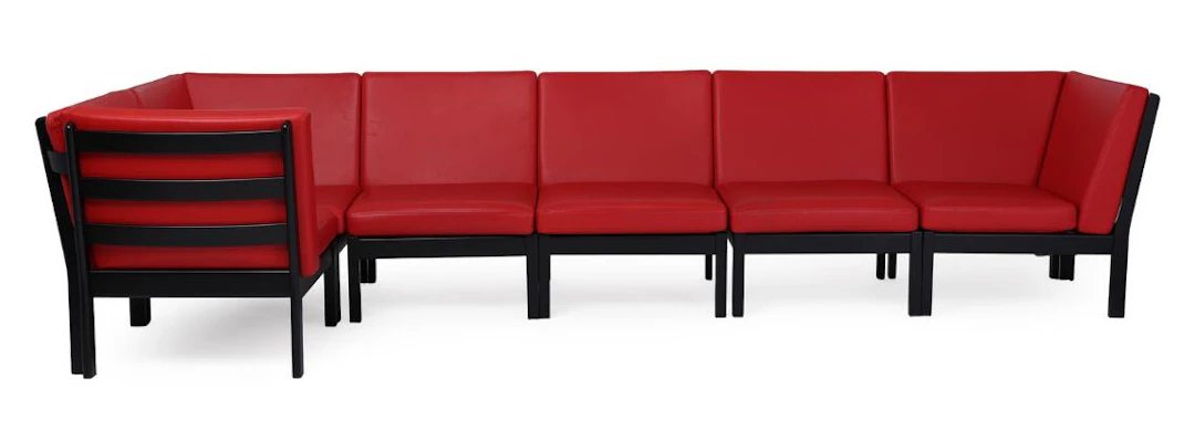 Hans J. Wegner: “GE 280”. Modular sofa in black-lacquered wood, comprising