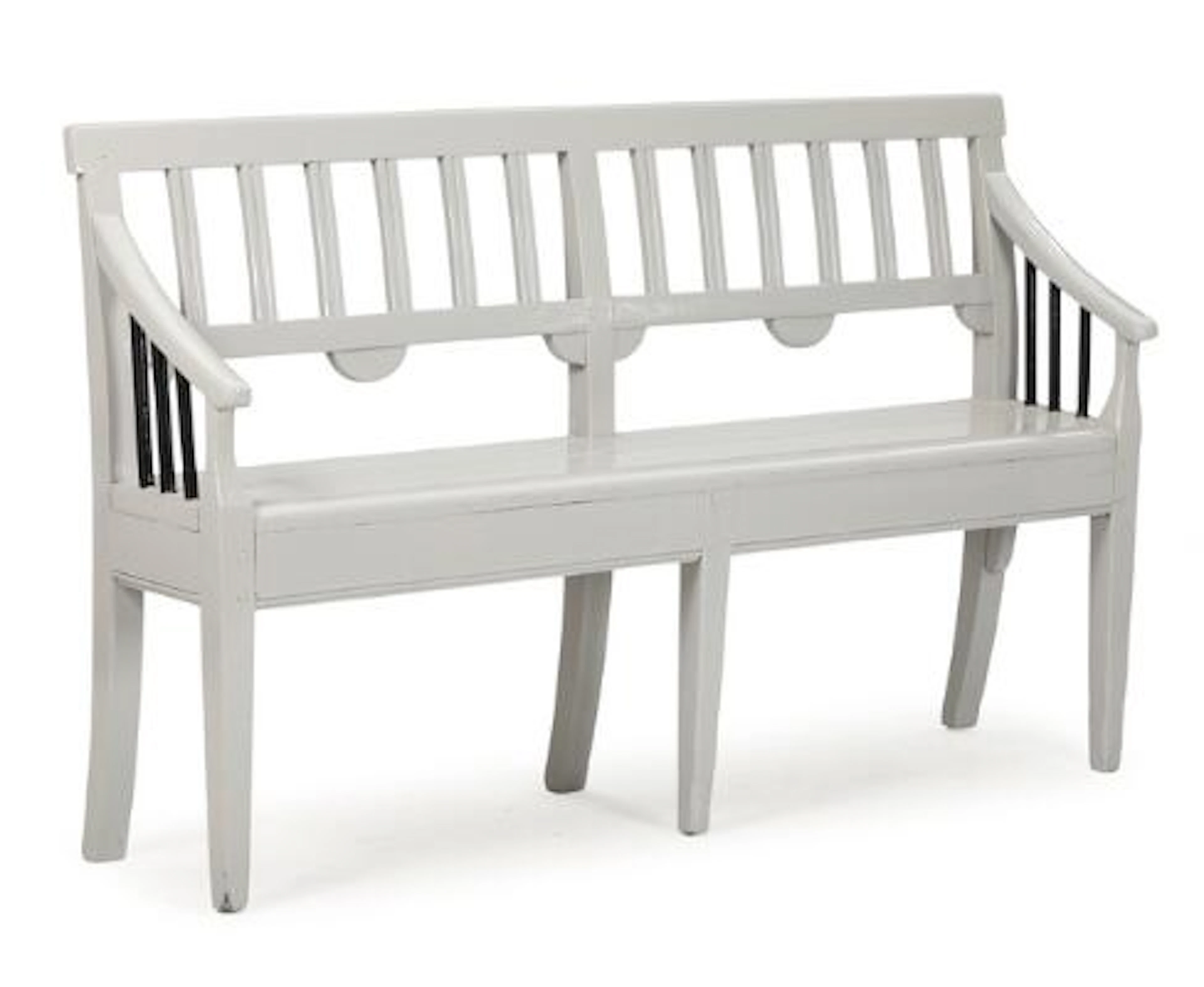 A freestanding grey painted wood bench. Circa 1800. L. 166. D. 37