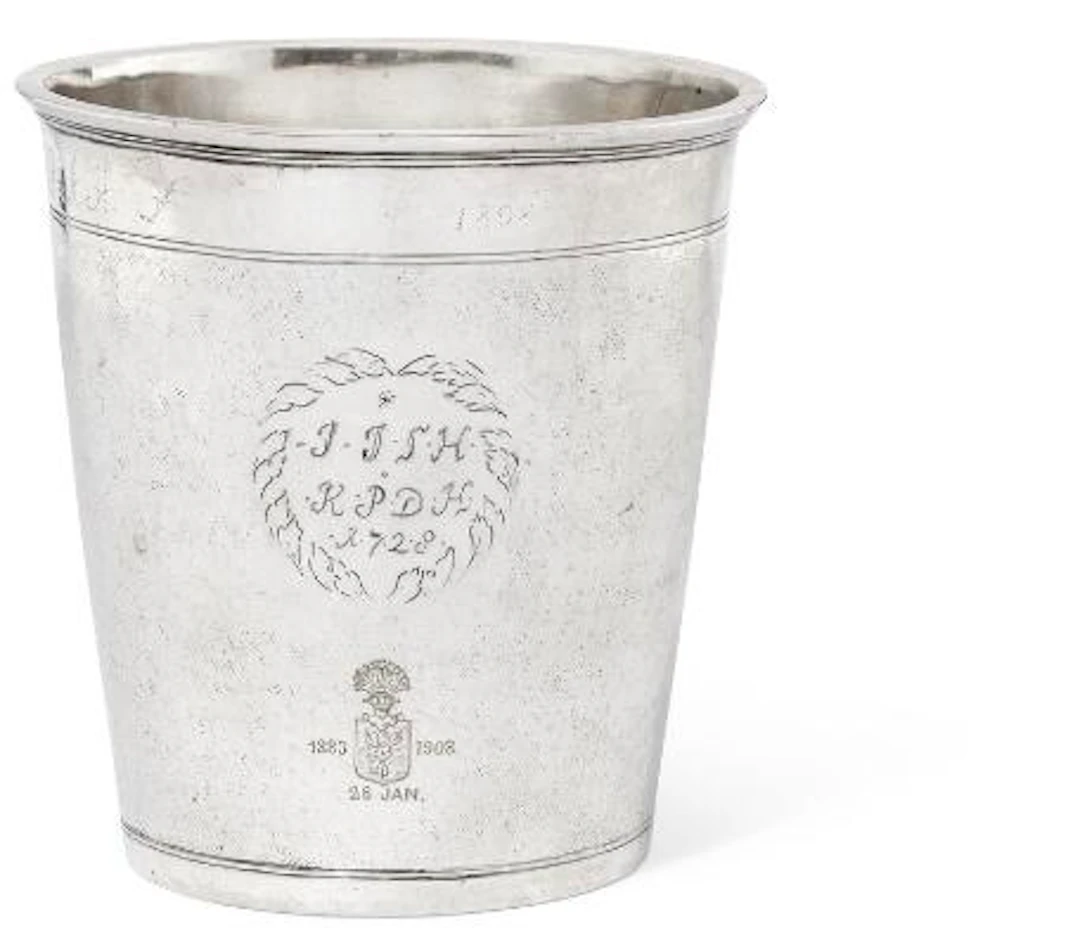 Christen Olufsen Nyested: Danish Baroque silver beaker, Sehested coat