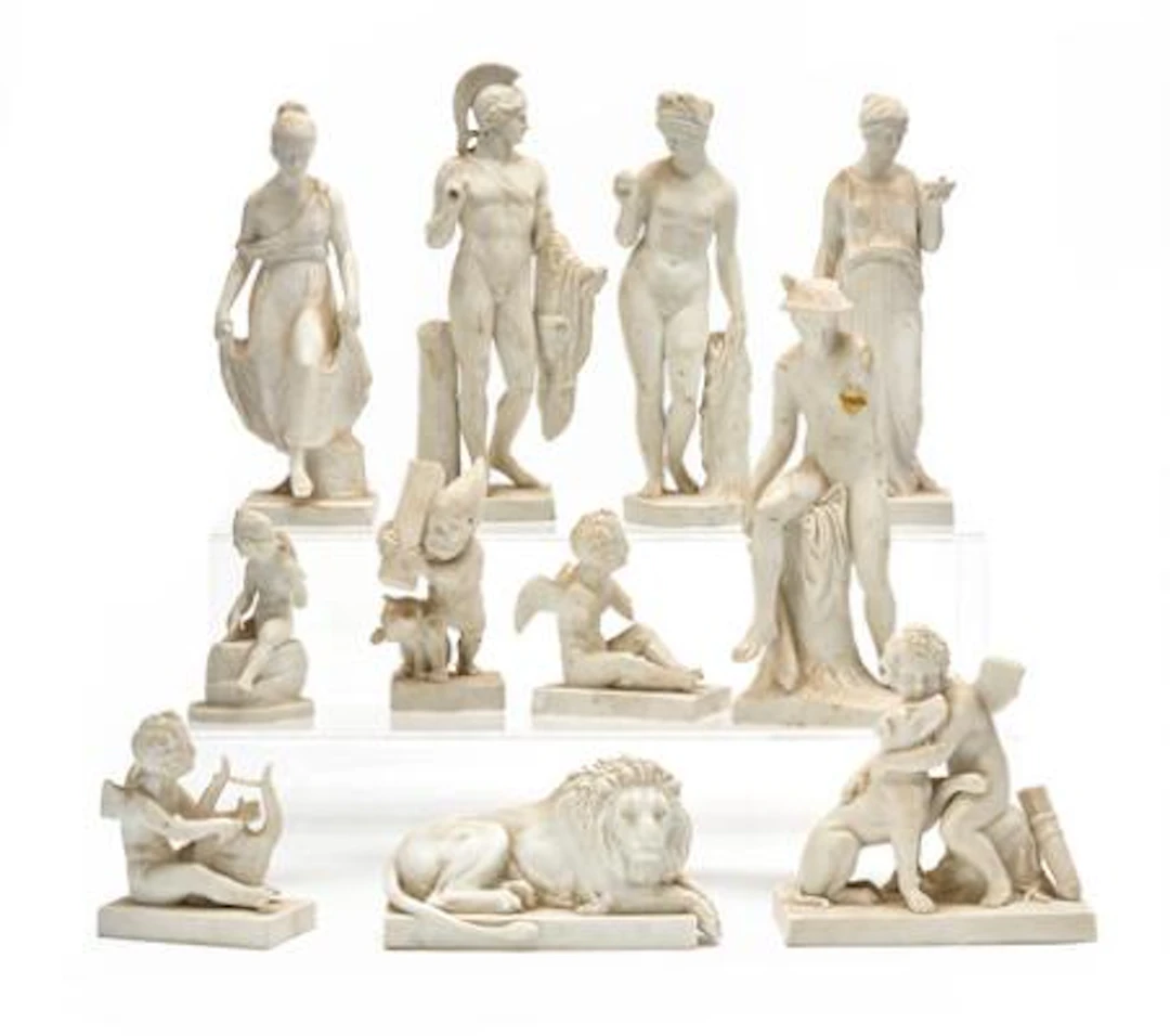 Bertel Thorvaldsen, a.o.: 10 biscuit figures. Royal Porcelain Factory