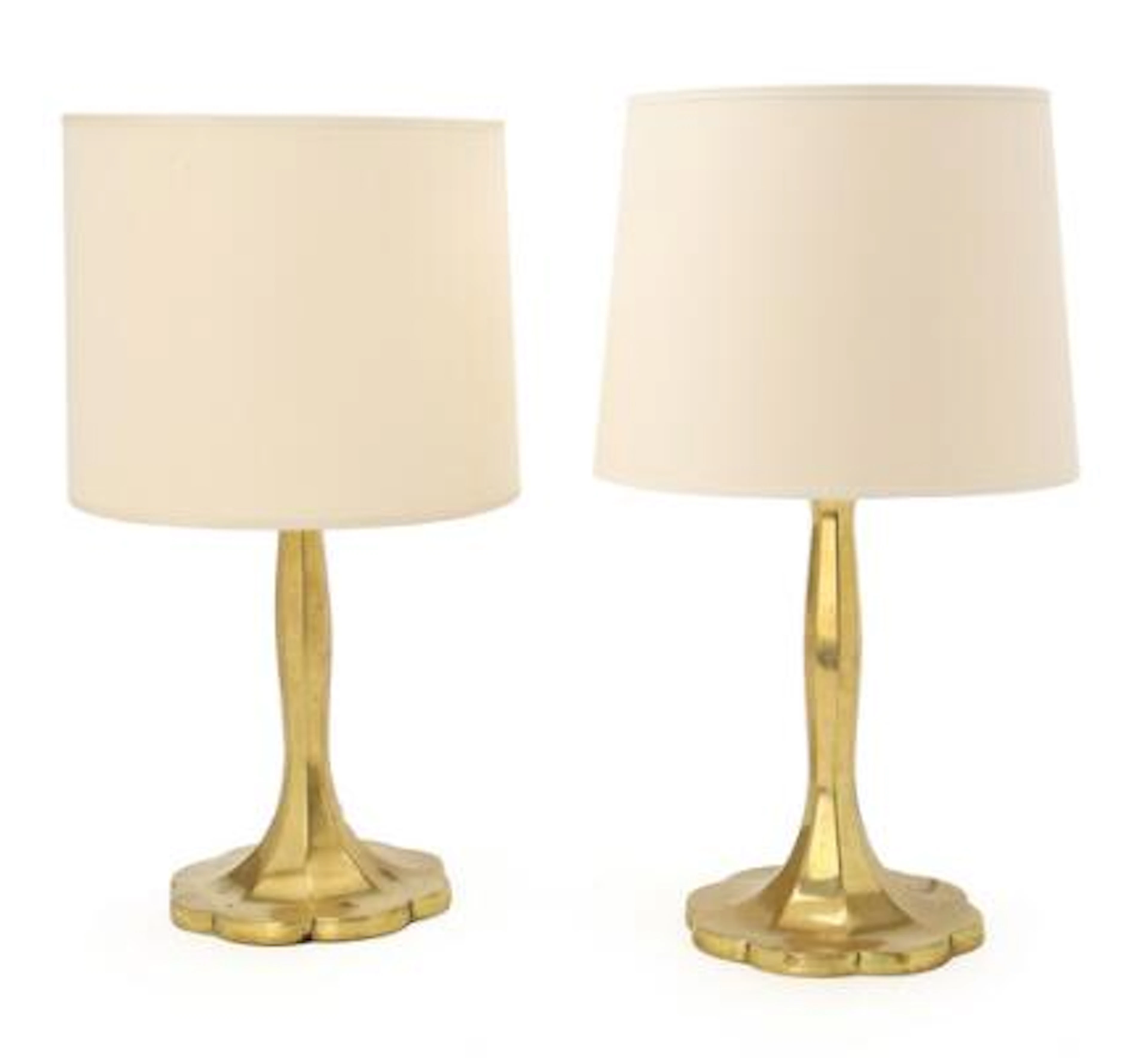 Scandinavian design: Pair of bronze table lamps with leaf-shaped bases.