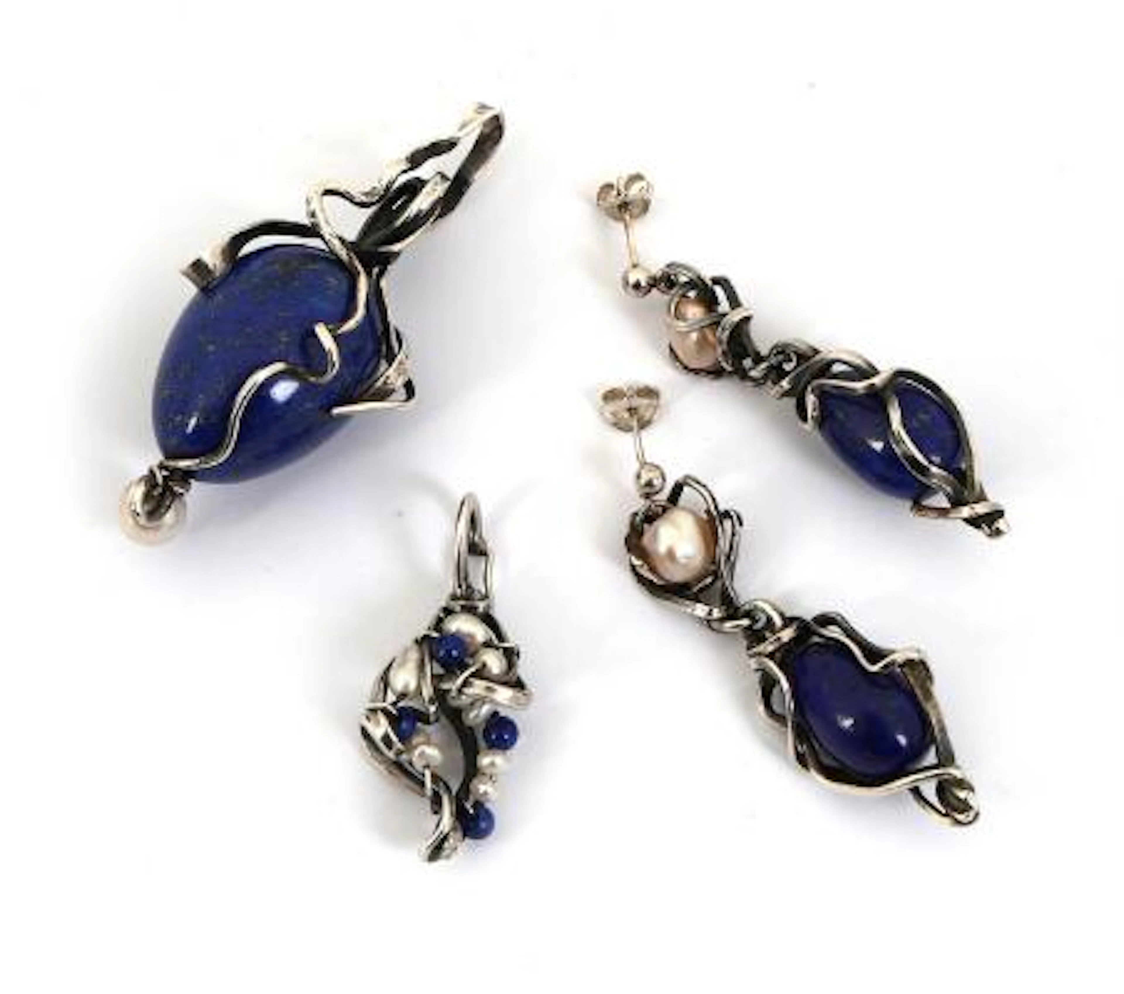 Svend Nielsen: A lapis and pearl jewellery set compriisng a pair of