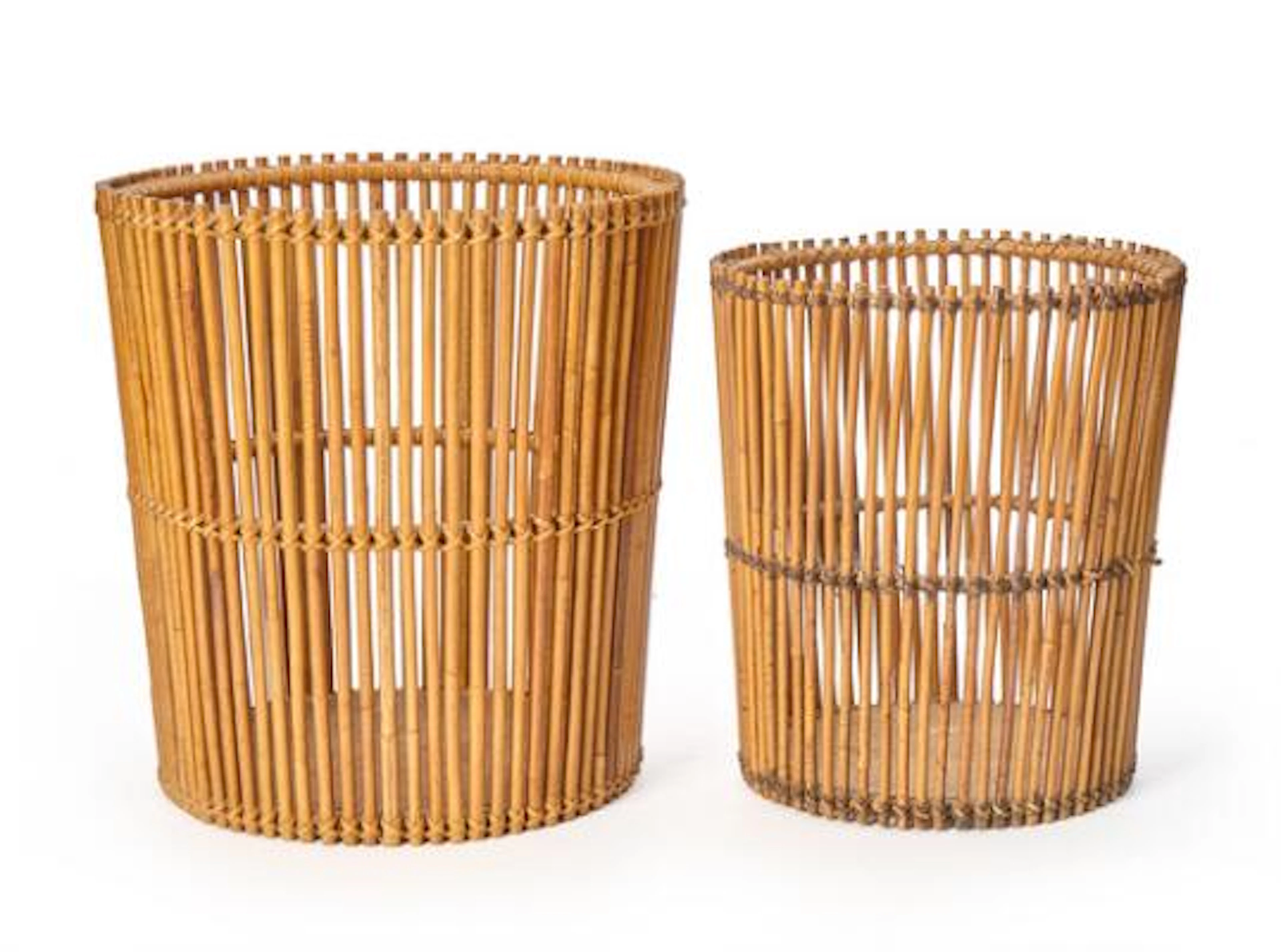 Danish design: Two bamboo paper baskets with wooden base. H. 29-33
