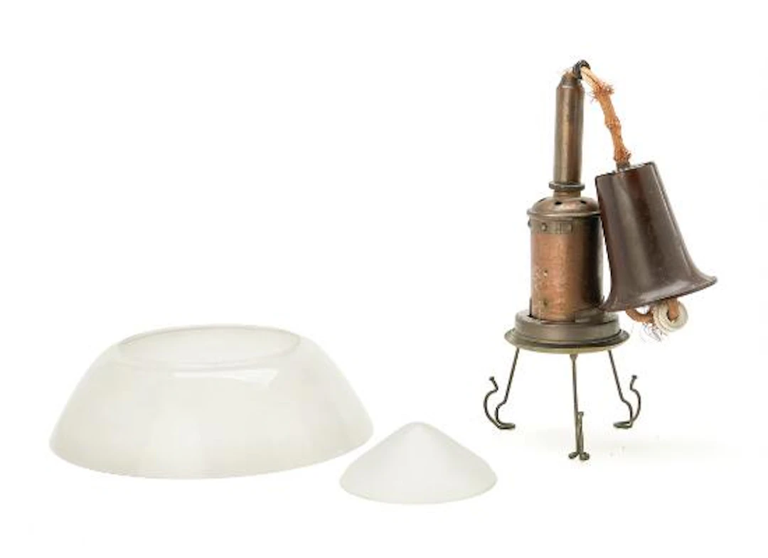 Poul Henningsen: "PH-4/4". Pendant with browned brass socket house.