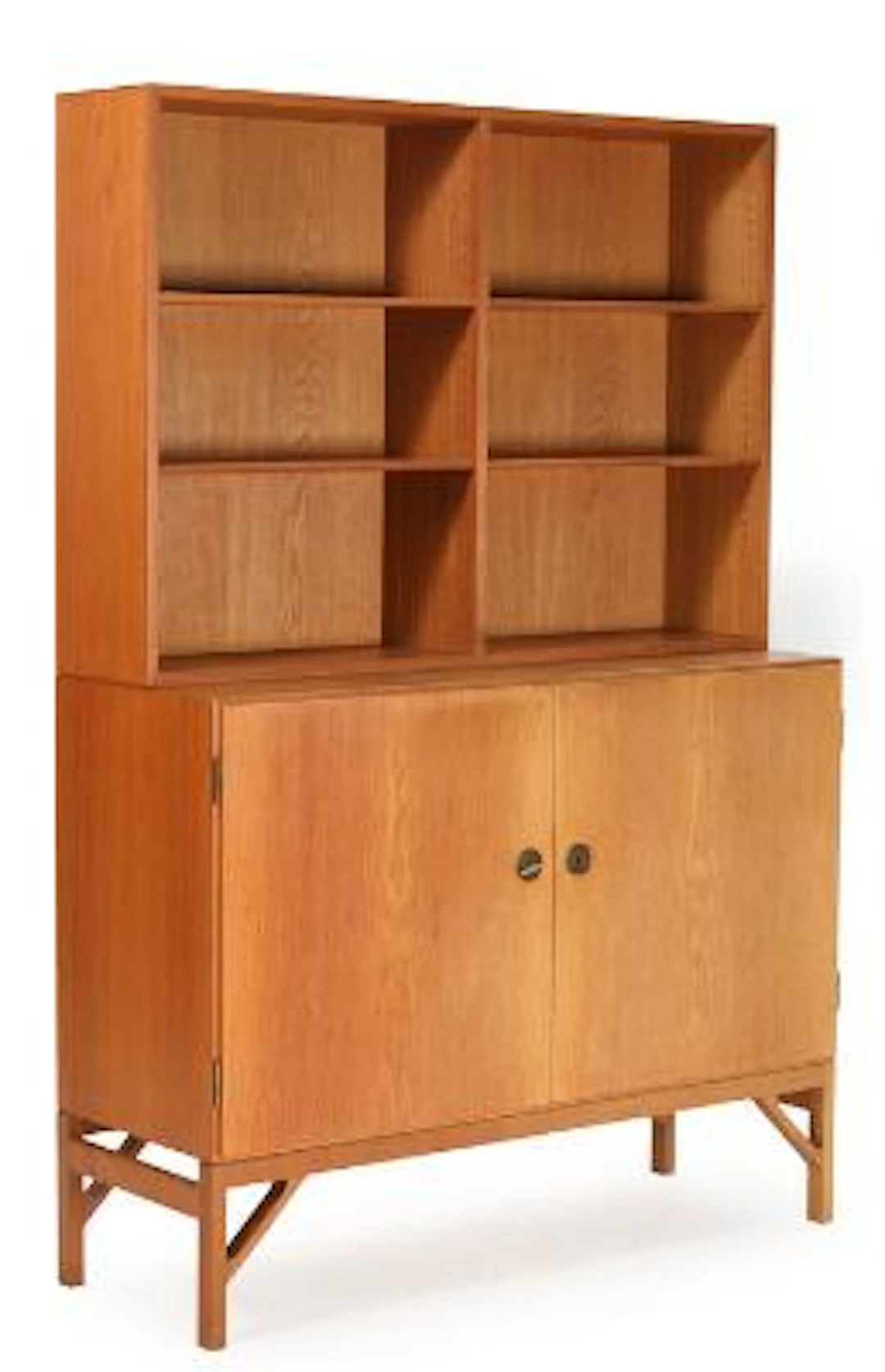 Børge Mogensen: Oak cabinet with brass handles and bookcase. Manufactured