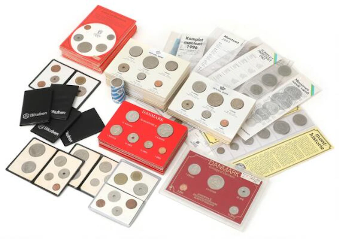 Coin sets, "Den Kgl. Mønt", 1978-1988 (26 pcs), as well as other coin