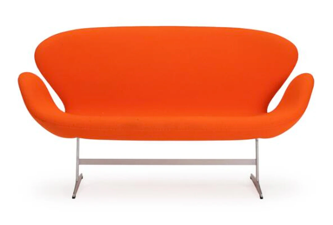 Arne Jacobsen: "The Swan Sofa". Free-standing two-seater sofa with