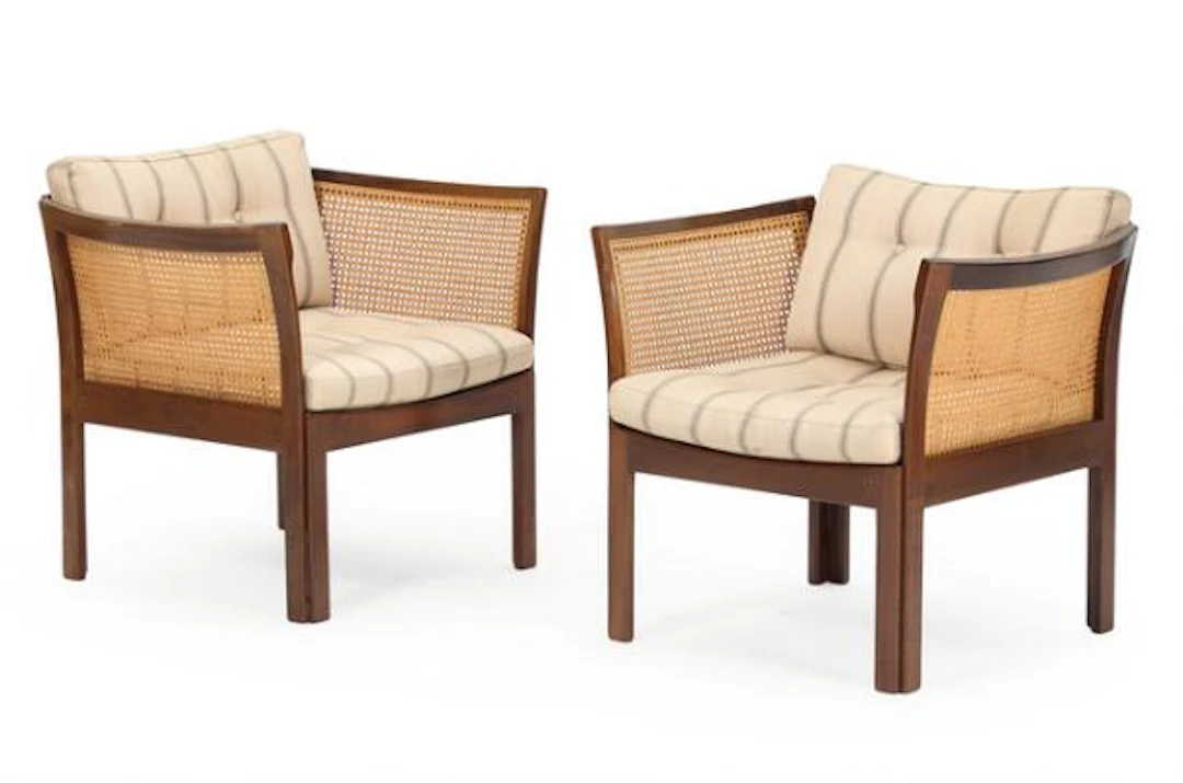Illum Wikkelsø: "Plexus". A pair of mahogany easy chairs, sides and