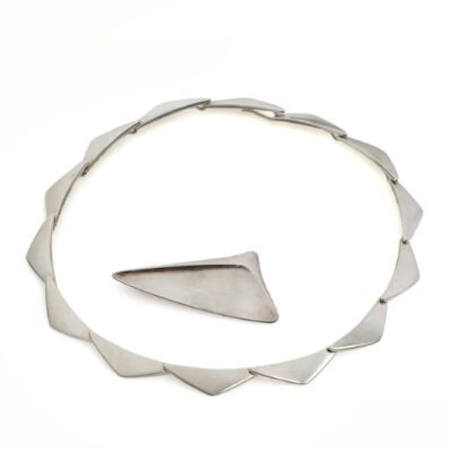 Bent Gabrielsen, Henning Koppel: A sterling silver necklace and brooch.