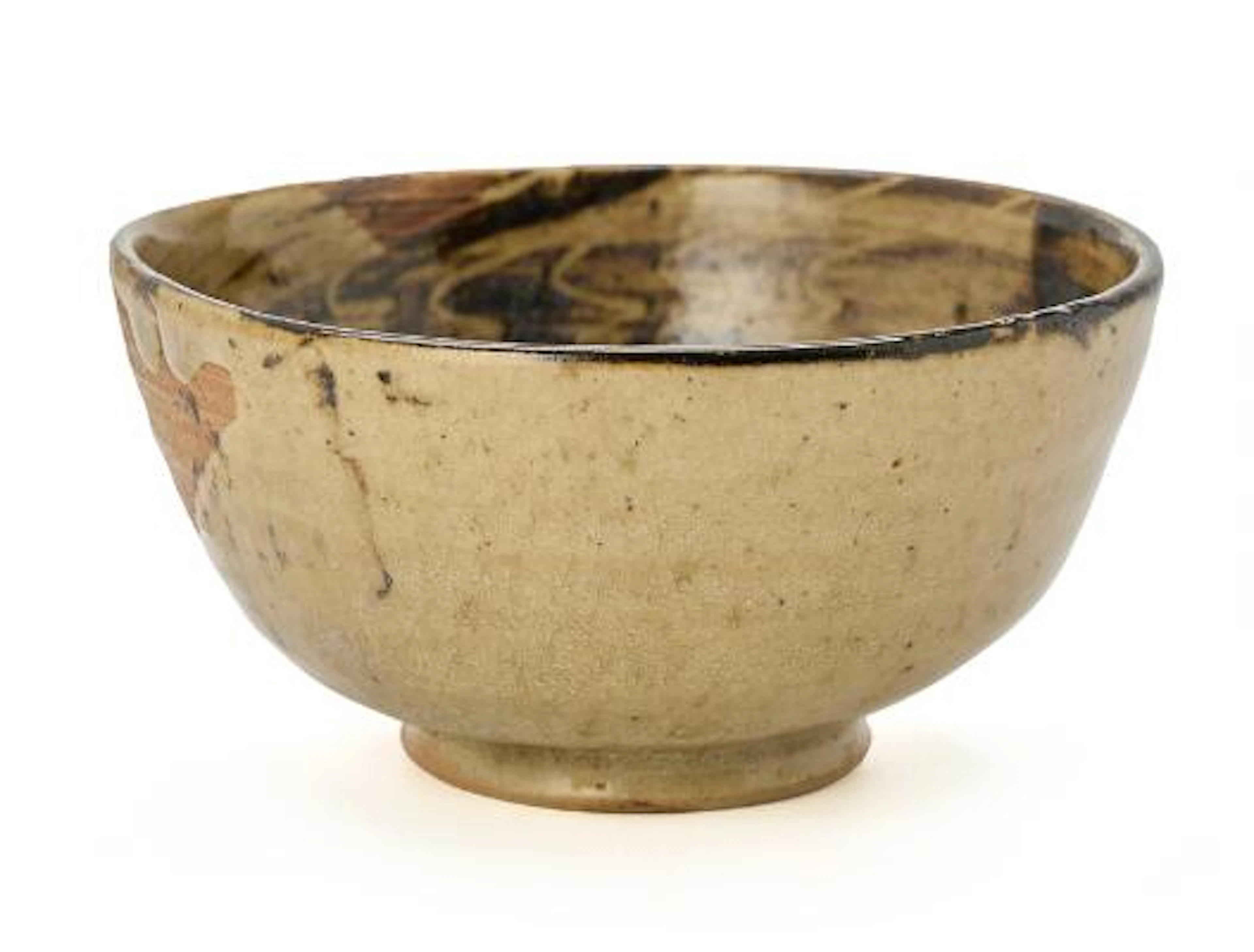 Anne Kjærsgaard: A small stoneware bowl decorated with transparent
