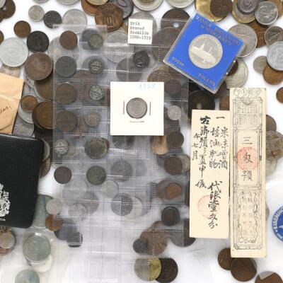 Collection of Danish and foreign coins, in total approx. 1.6 kg –