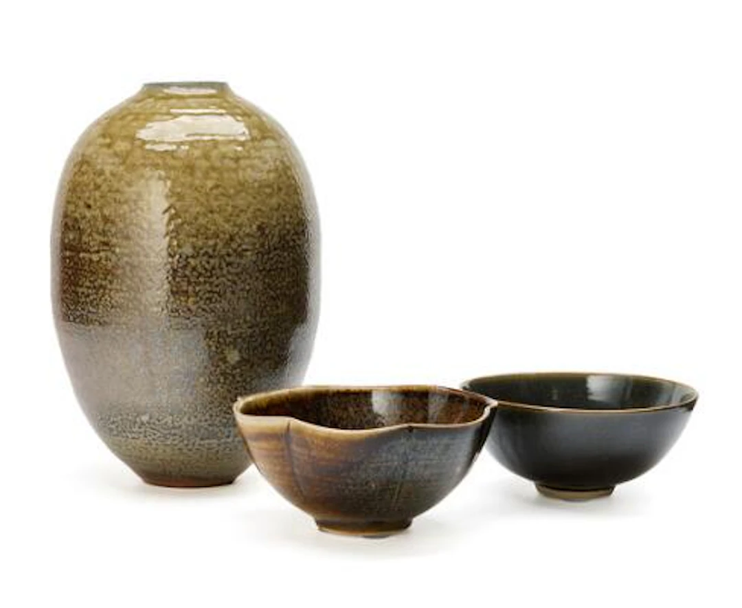 Søren Baun Jeppesen: Two French stoneware bowls and vase, decorated