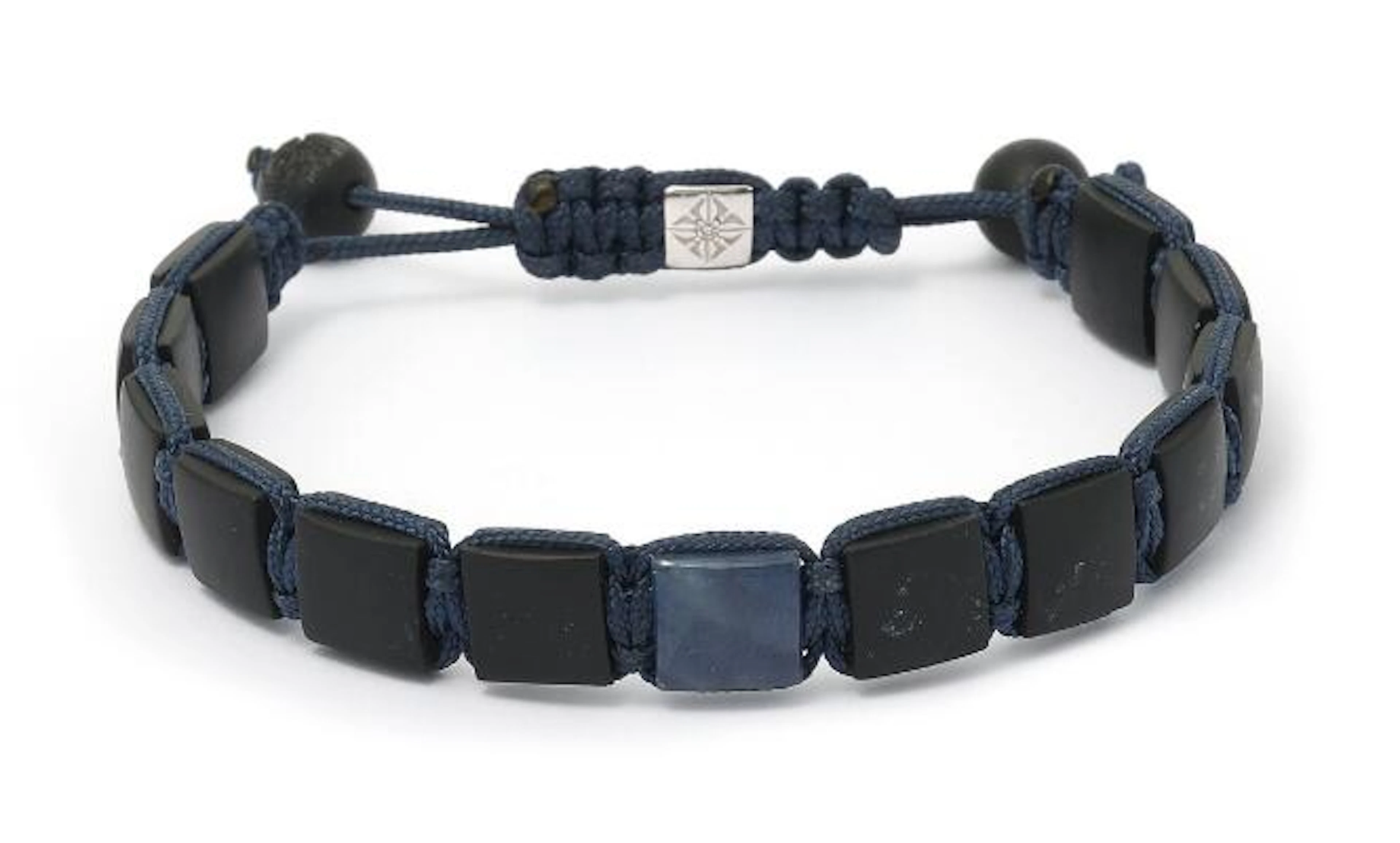 Shamballa: "Lock" bracelet set with black onyx and sapphire onyks