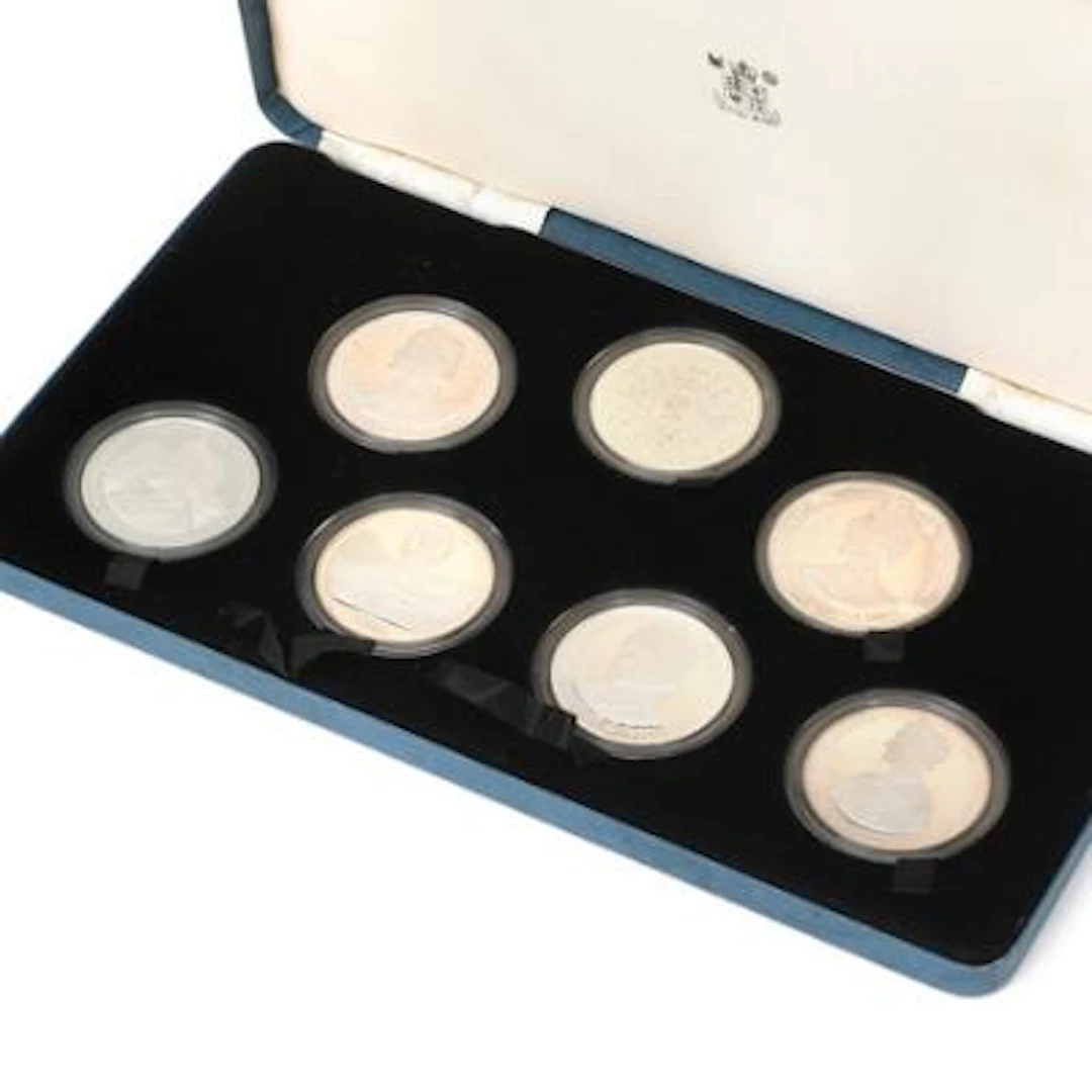 England, collection of silver coins commemorating the Queen Mother's