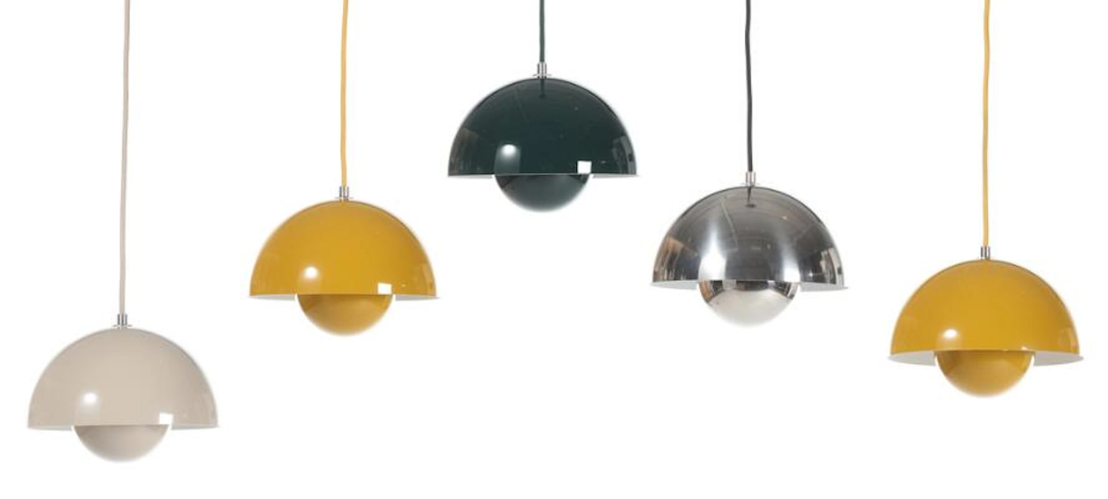 Verner Panton: Five Flowerpot pendant lamps in chrome-plated and lacquered