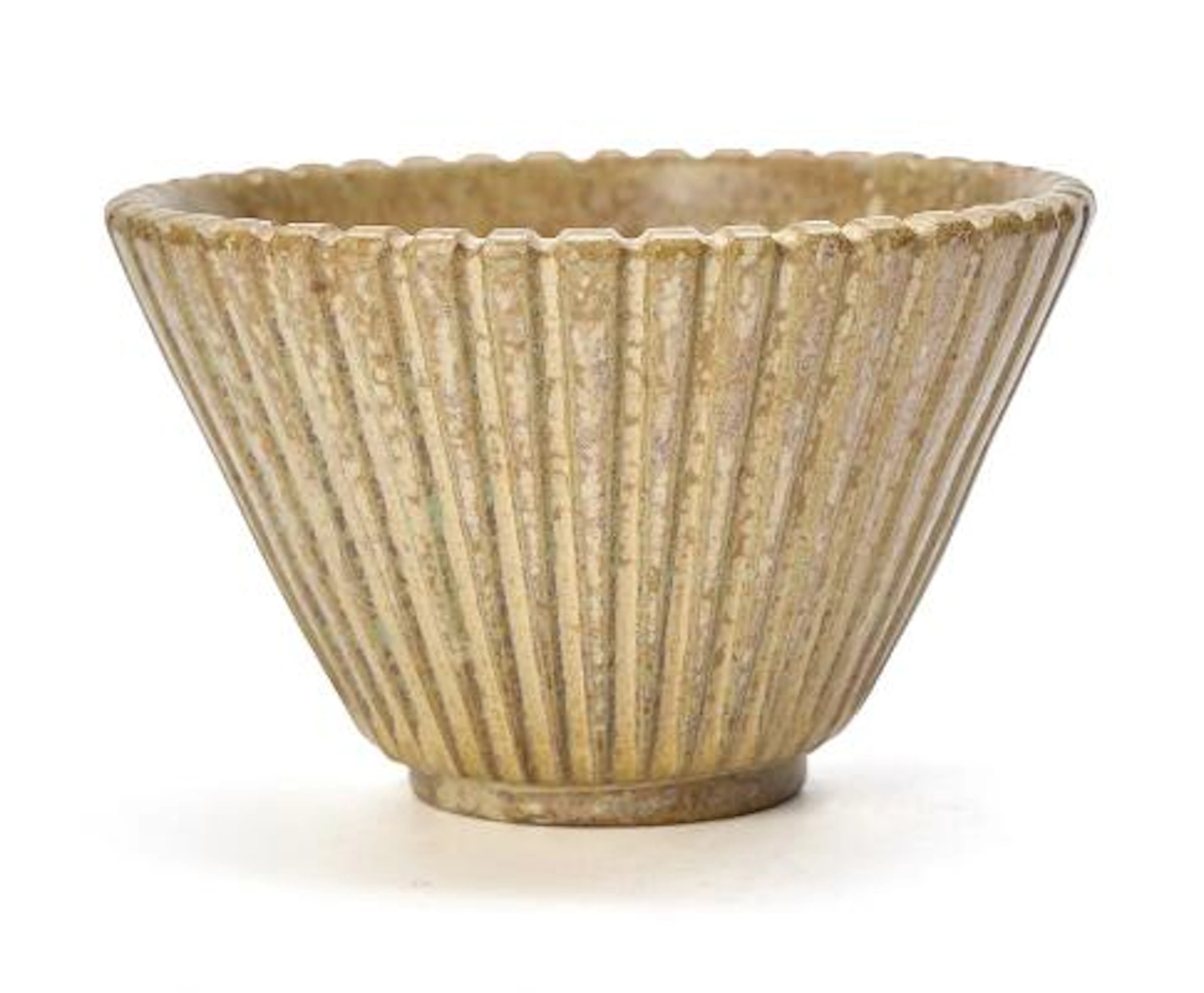 Arne Bang: A circular bowl of stoneware modelled in conical form with