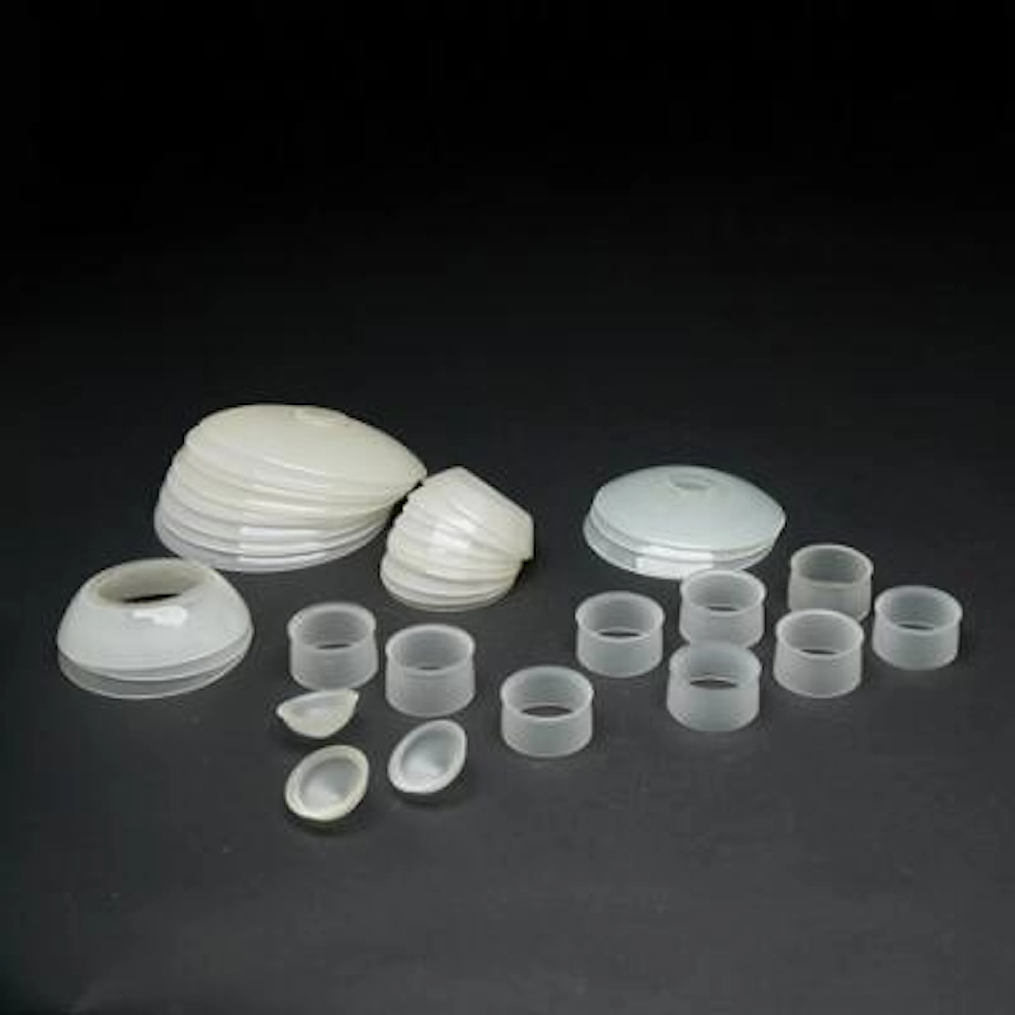 Poul Henningsen: Frosted glass spare shades. (37) – Bruun Rasmussen Auctioneers