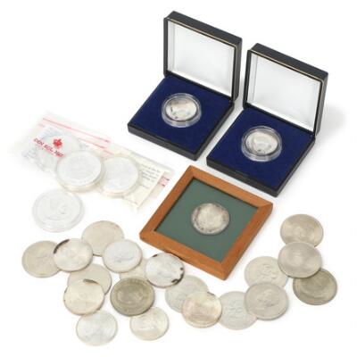 Commemoratives, 1958-2004, in total 26 pcs – Bruun Rasmussen Auctioneers