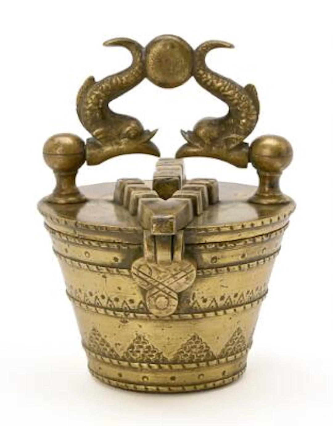 Bowl weight in bronze, presumably Germany, 17th century. H. 12/17cm.