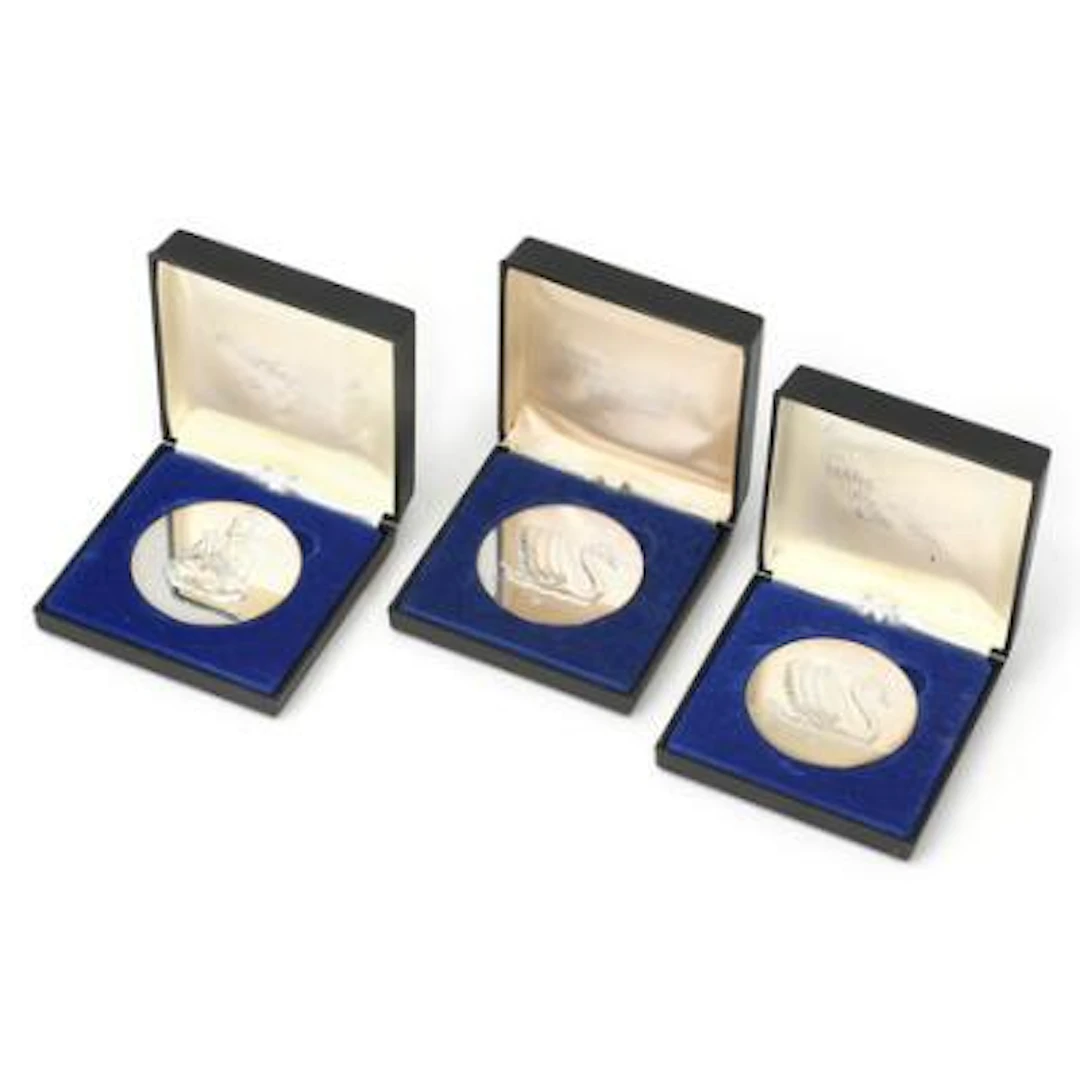 H.C. Andersen: Three tale medallions from Georg Jensen, silver, 298.9
