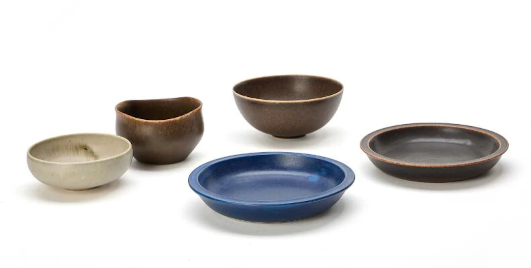 Eva Stæhr-Nielsen, Saxbo: A collection of stoneware comprising three