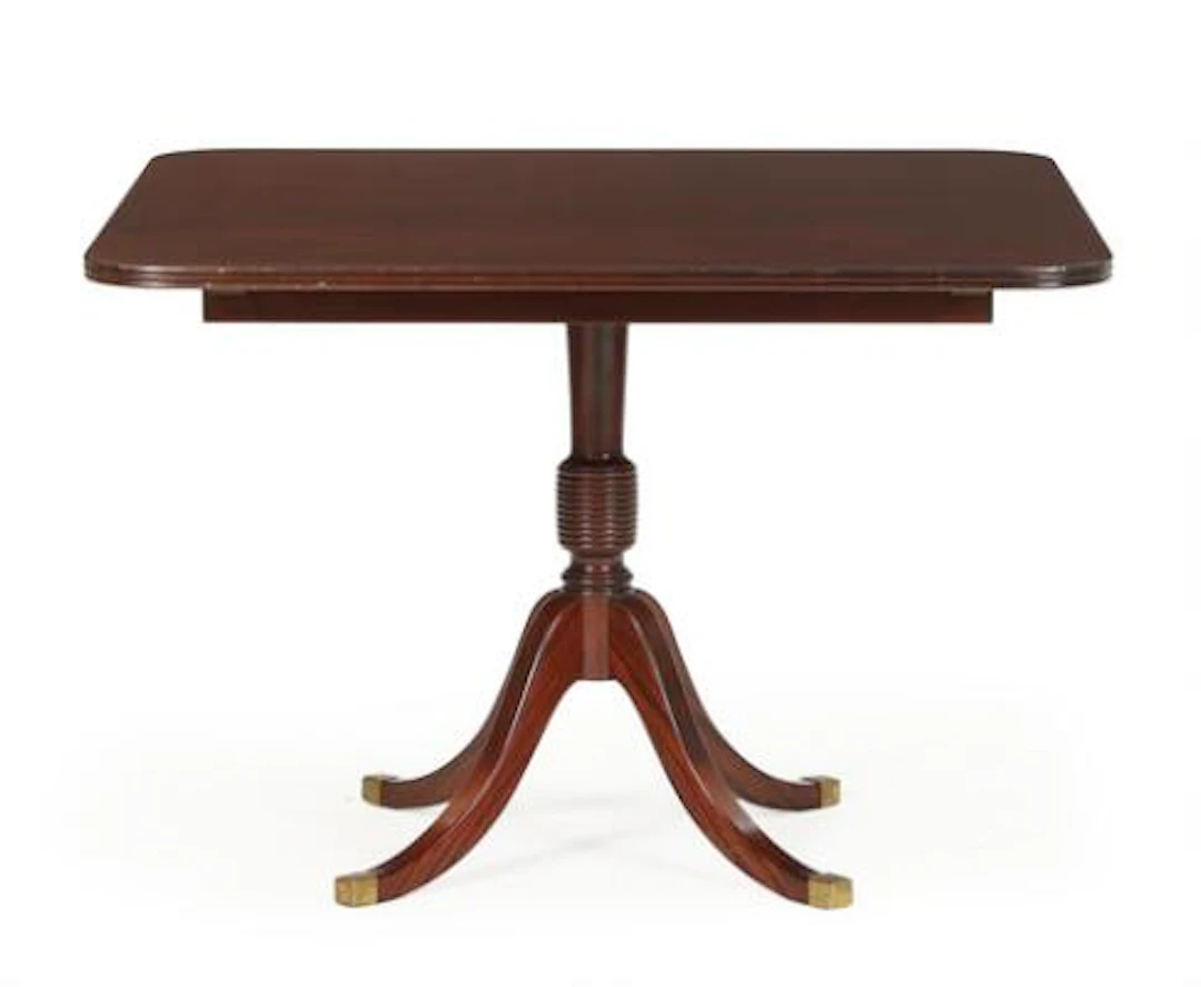 English one pillar table in mahogany with moulded stem on four-part