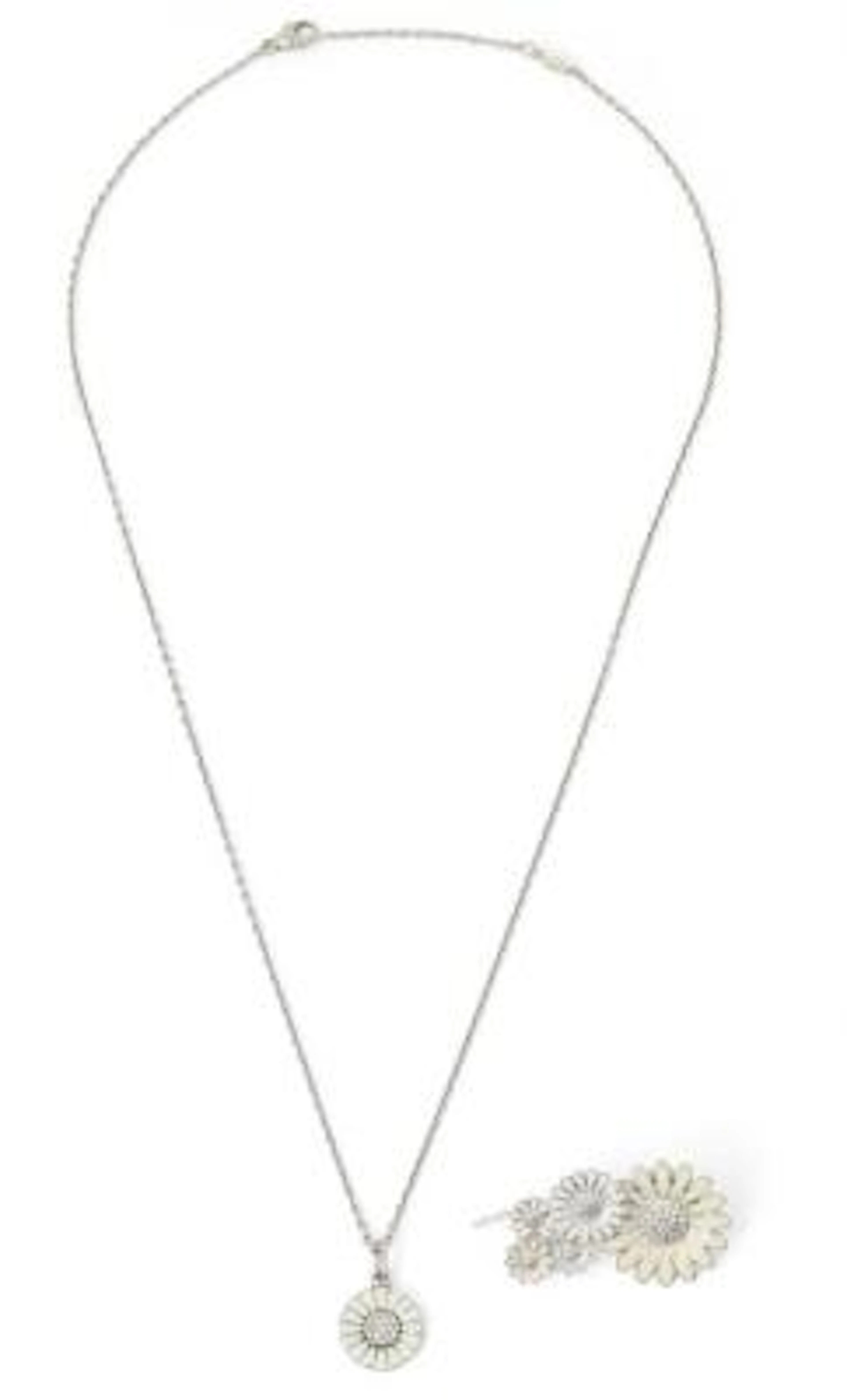 Georg Jensen: A daisy jewellery collection comprising of an earring
