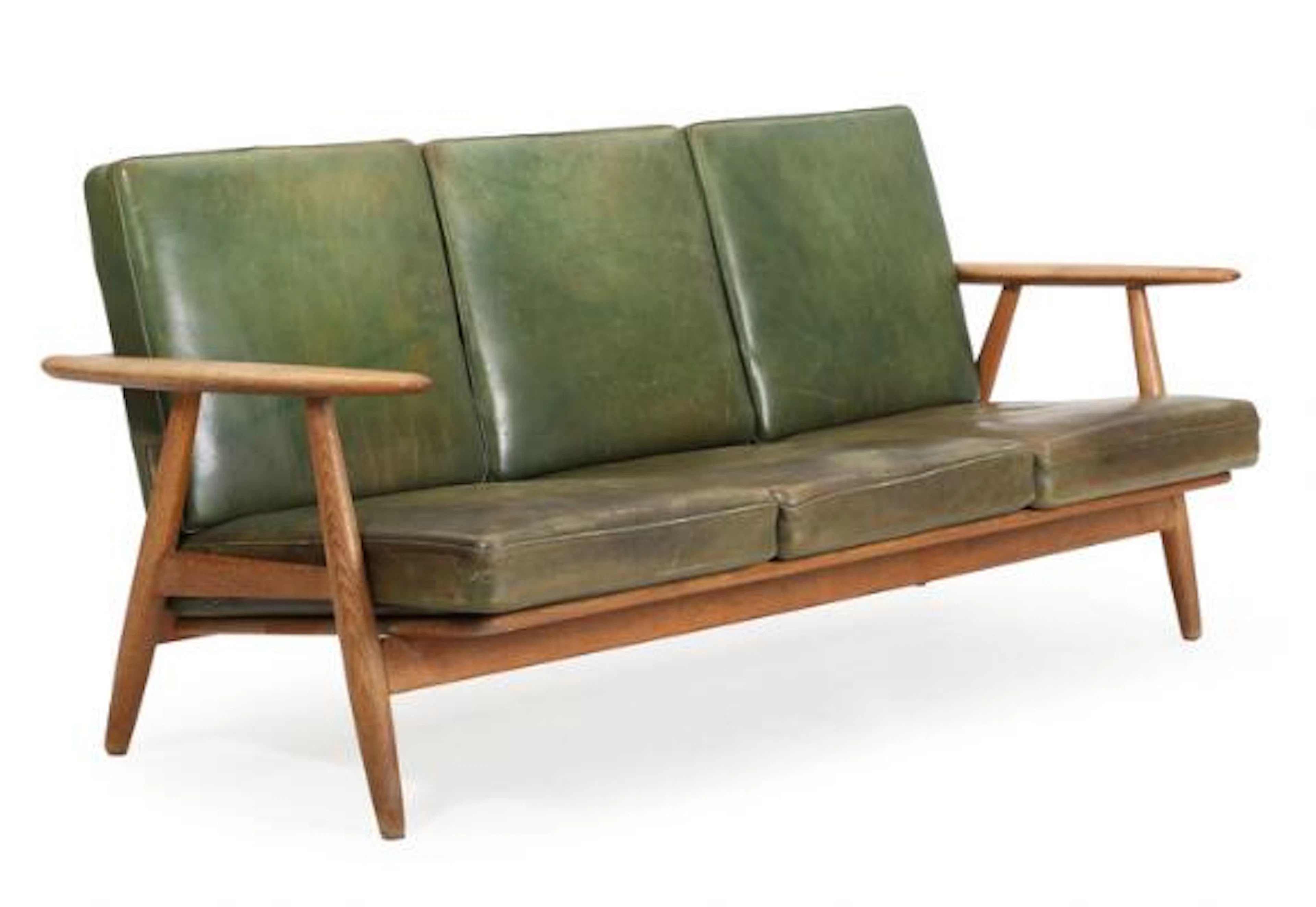 Hans J. Wegner: "The Cigar". Three-seater oak sofa, cushions with