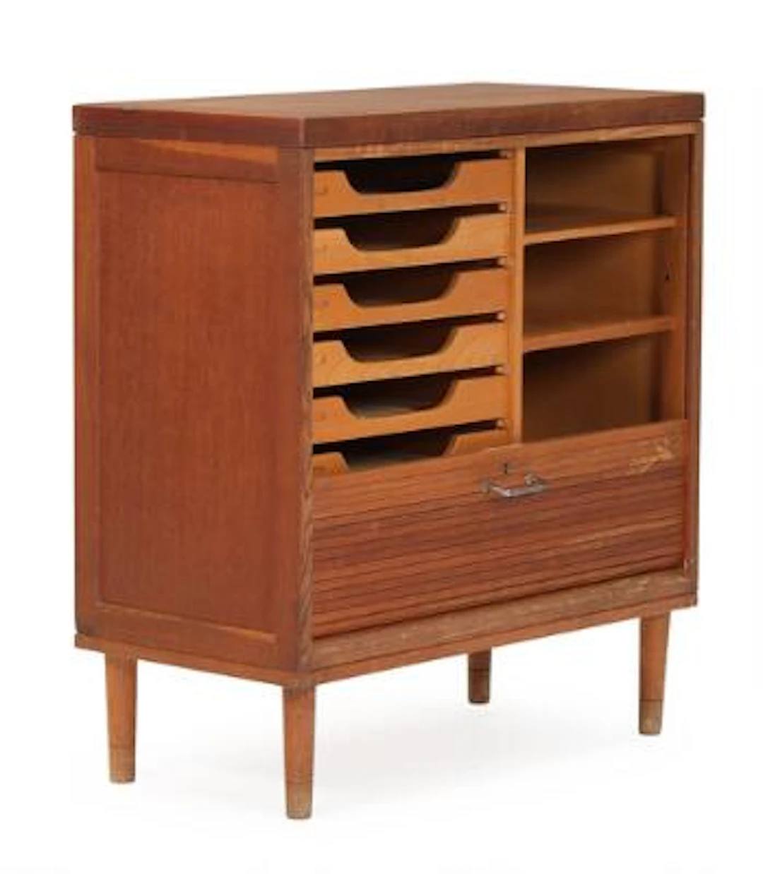 Hans J. Wegner: Oak cabinet with roll front, behind which shelves