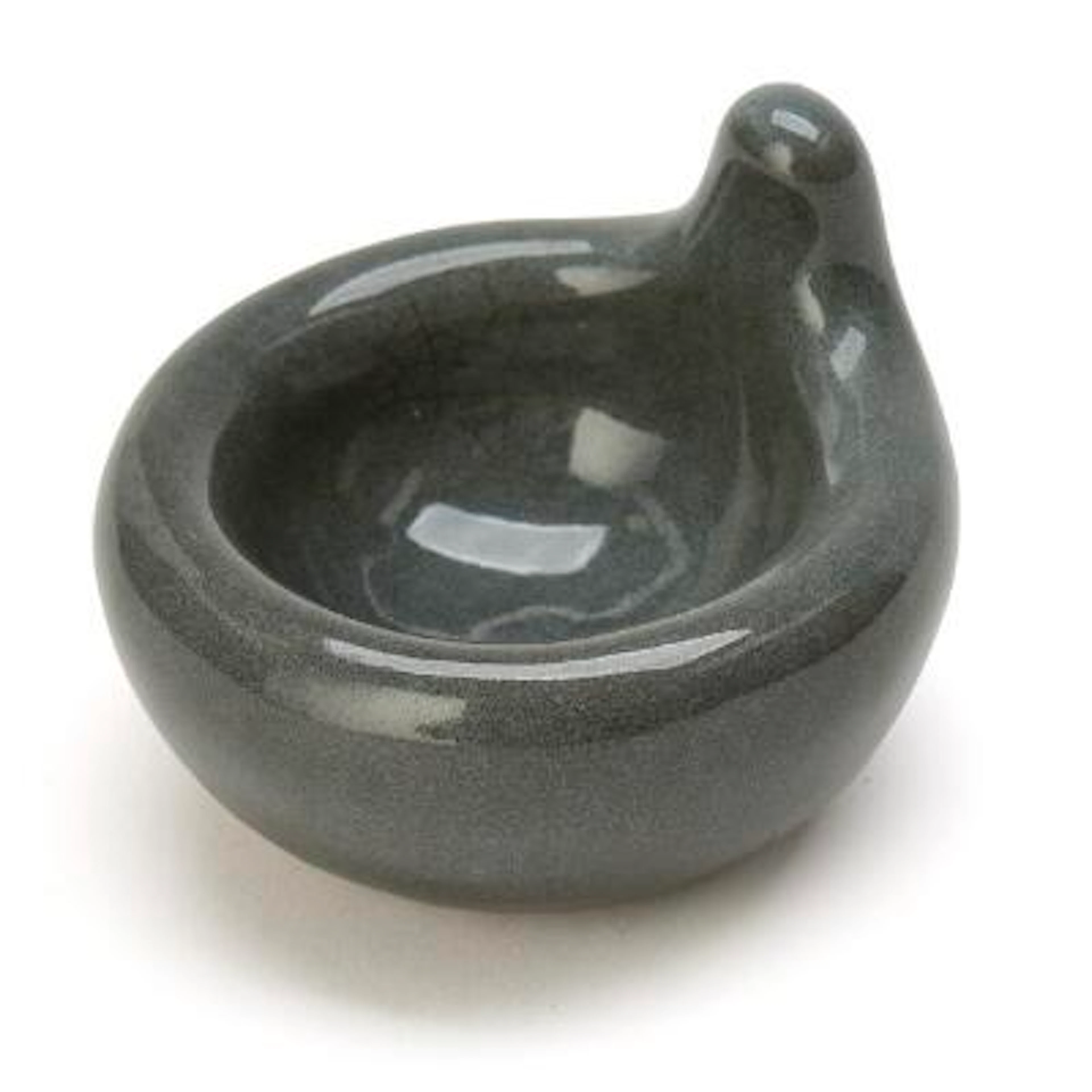 Alev Ebüzziya Siesbye: A small stoneware bowl modelled with a tip.