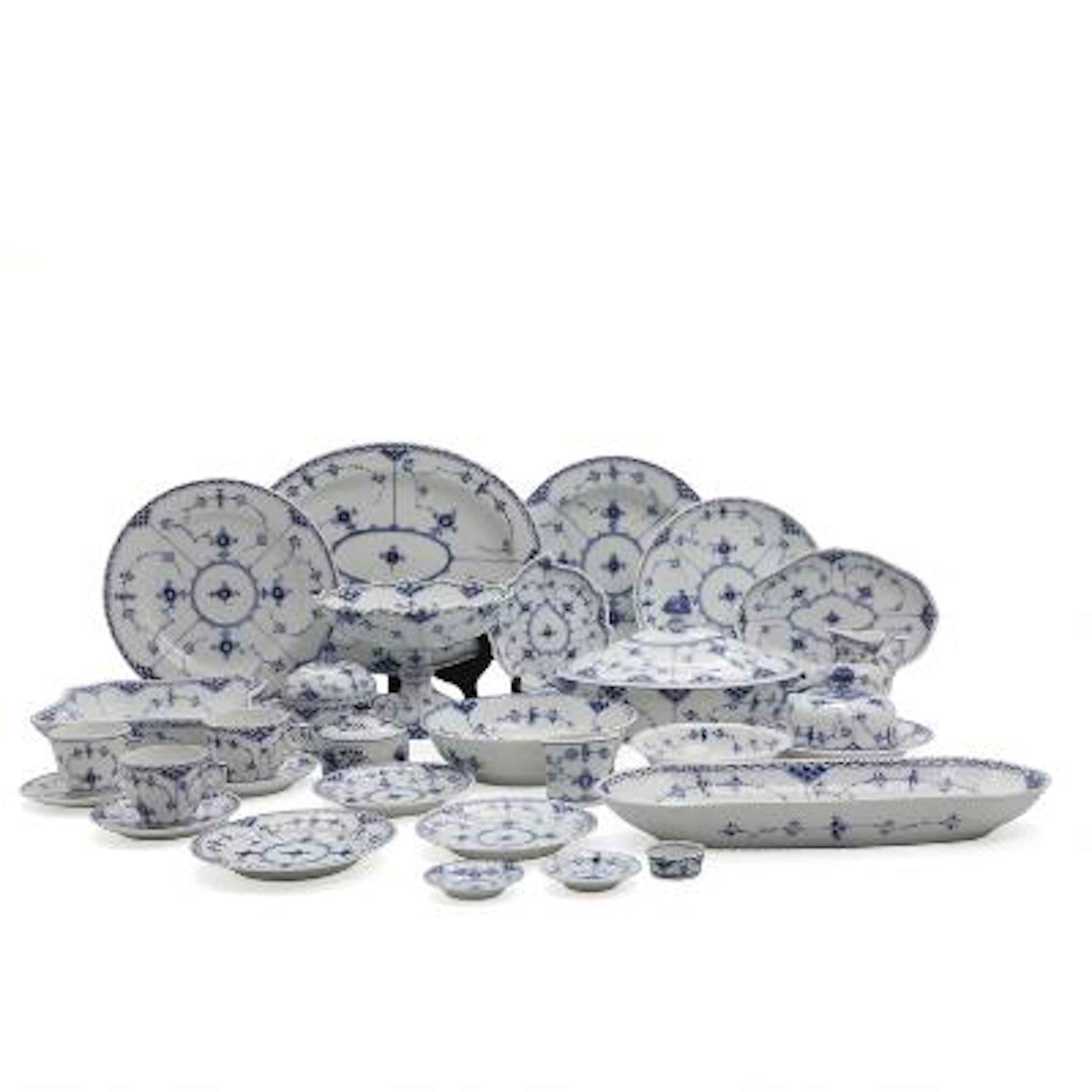 "Blue Fluted Plain, Half Lace and Full Lace". Part of a dinner and