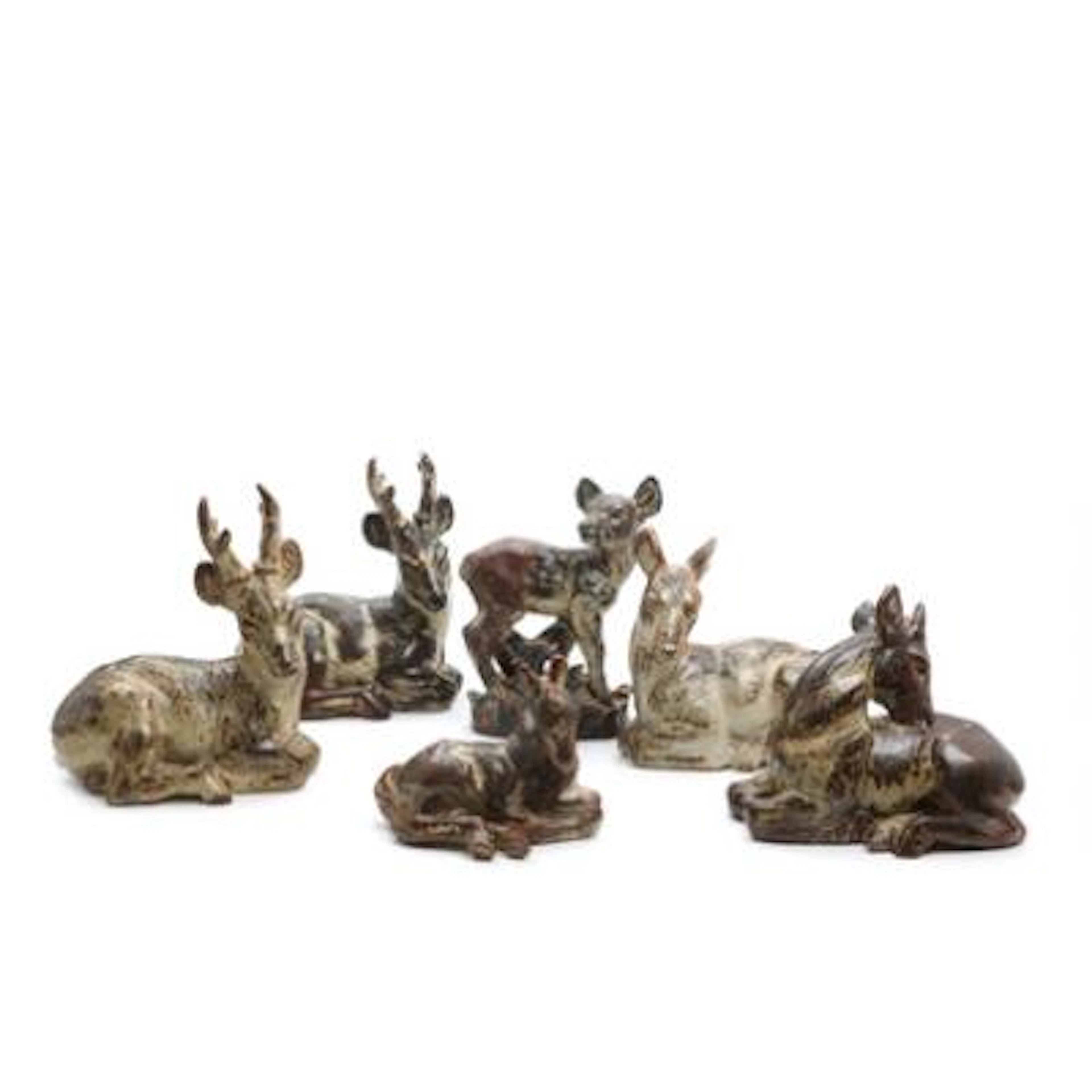 Knud Kyhn: Six stoneware figures modelled as roe deer and foal, decorated