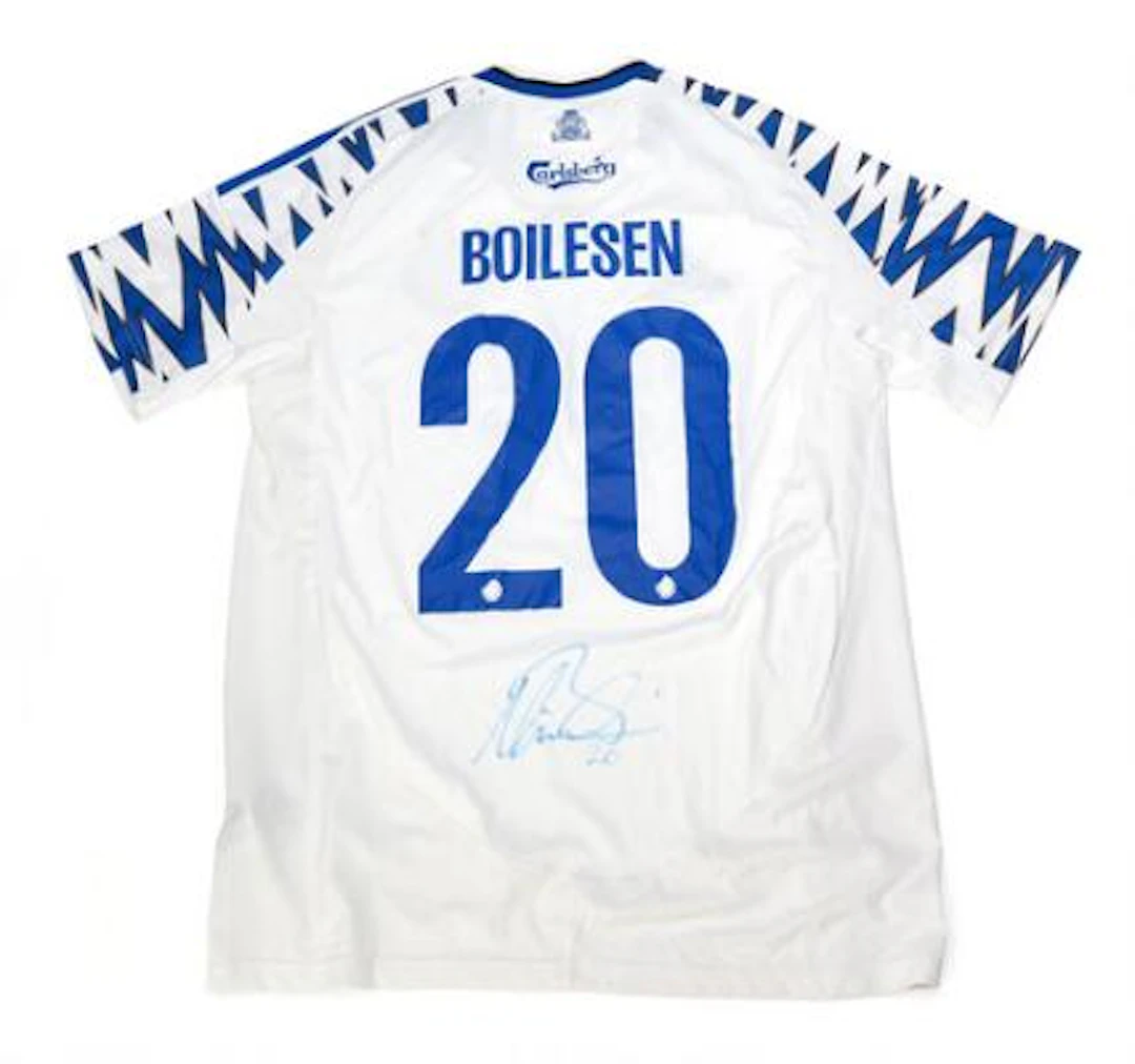 FC København player shirt with autograph by Boilesen 2020. – Bruun