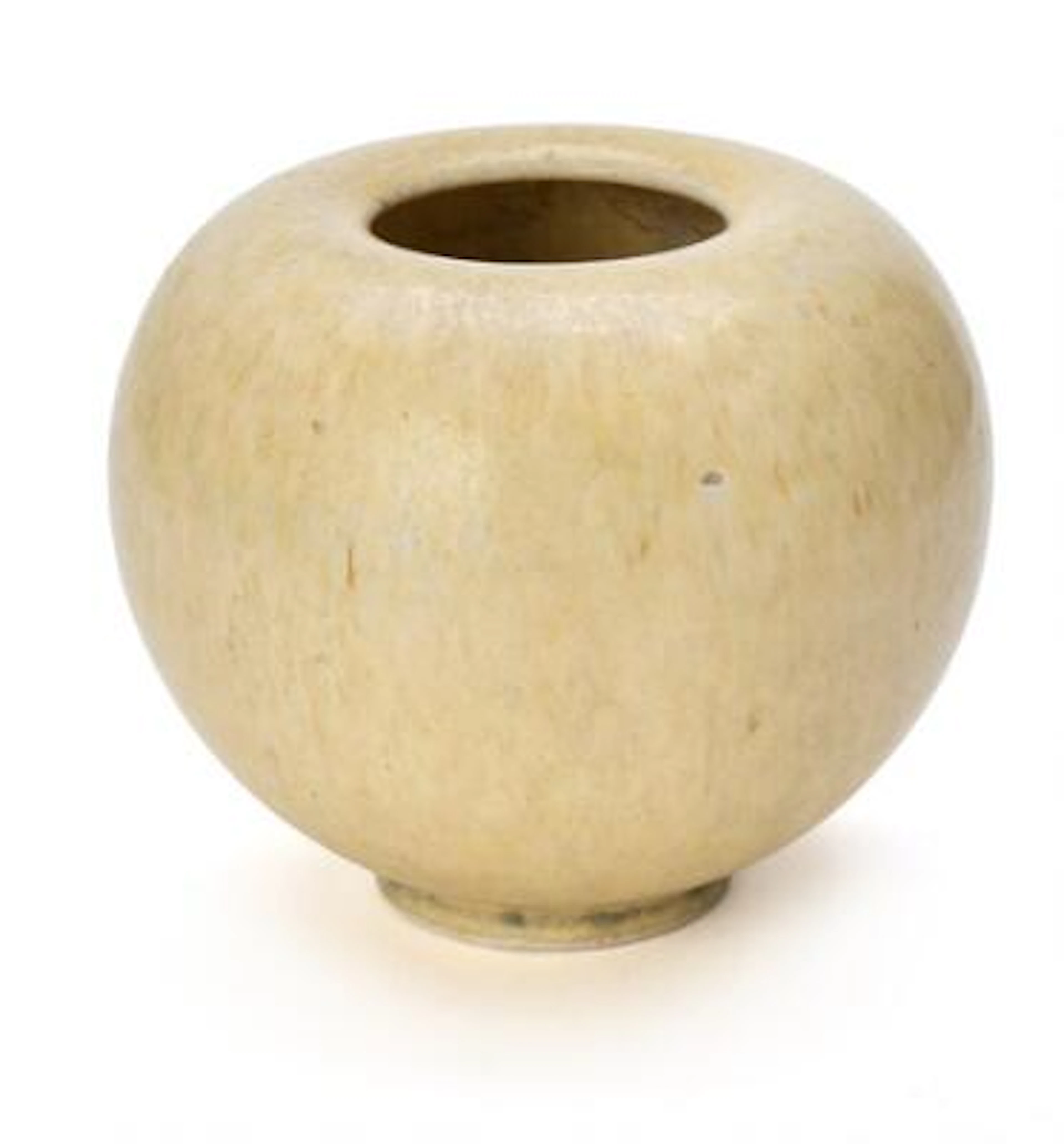 Eva Stæhr-Nielsen: A small, round stoneware vase decorated with light