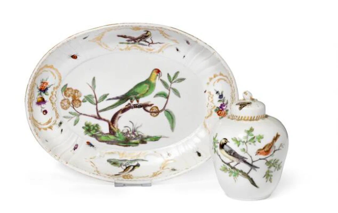 'The bird Service' a tea caddy and an oval dish. The Royal Danish