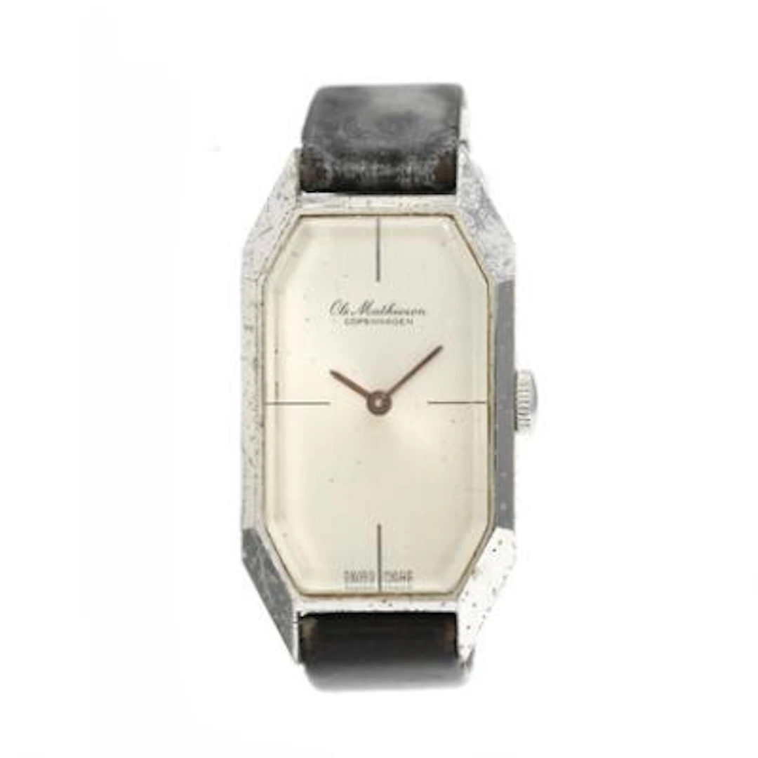 Ole Mathiesen: Wristwatch of steel, ref. 70025. Mechanical movement