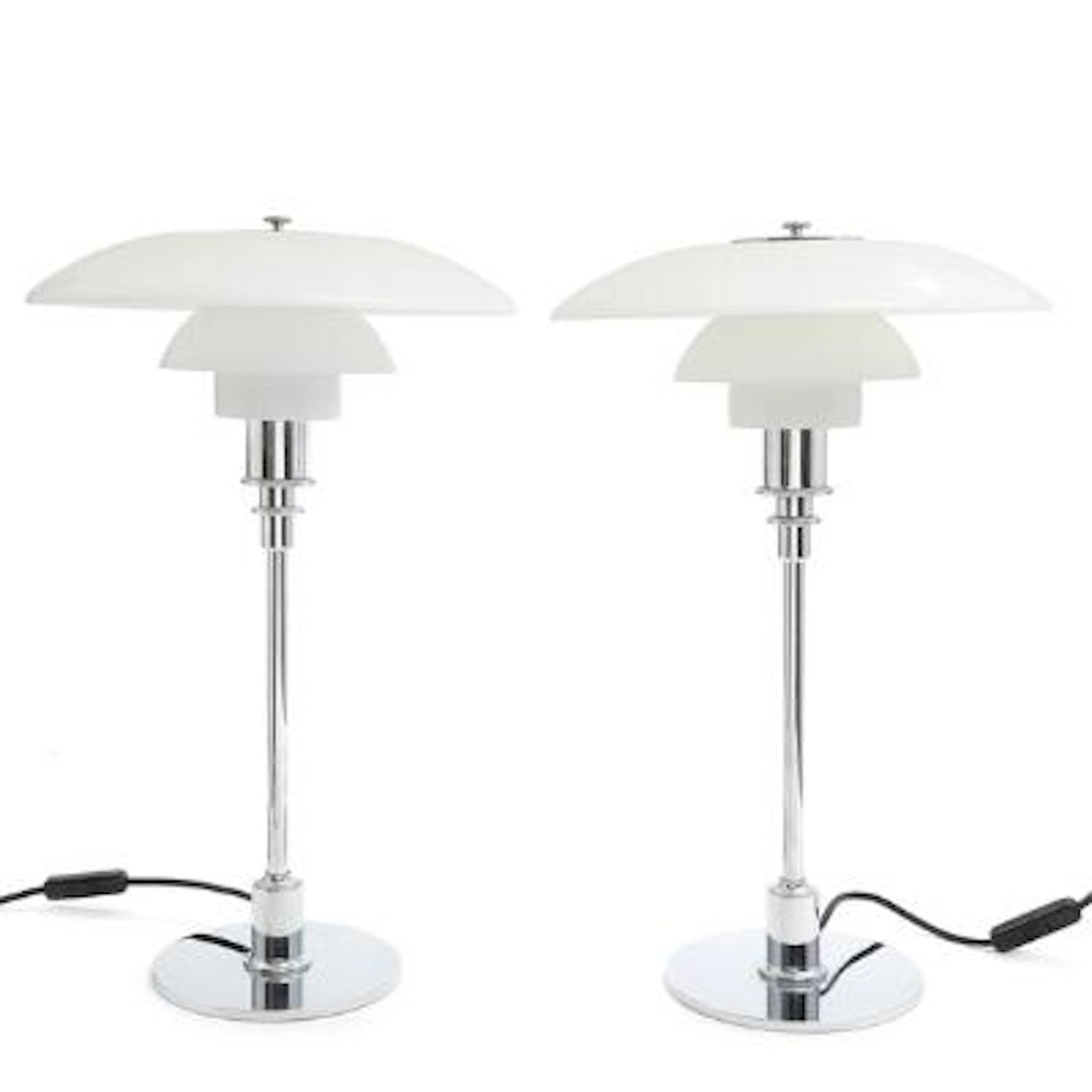 Poul Henningsen: “PH 3/2”. A pair of table lamps with chromed metal