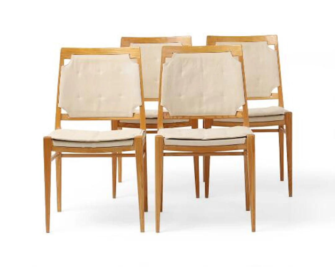 Bruno Mathsson: Set of four elm chairs. Seat and back with light canvas.