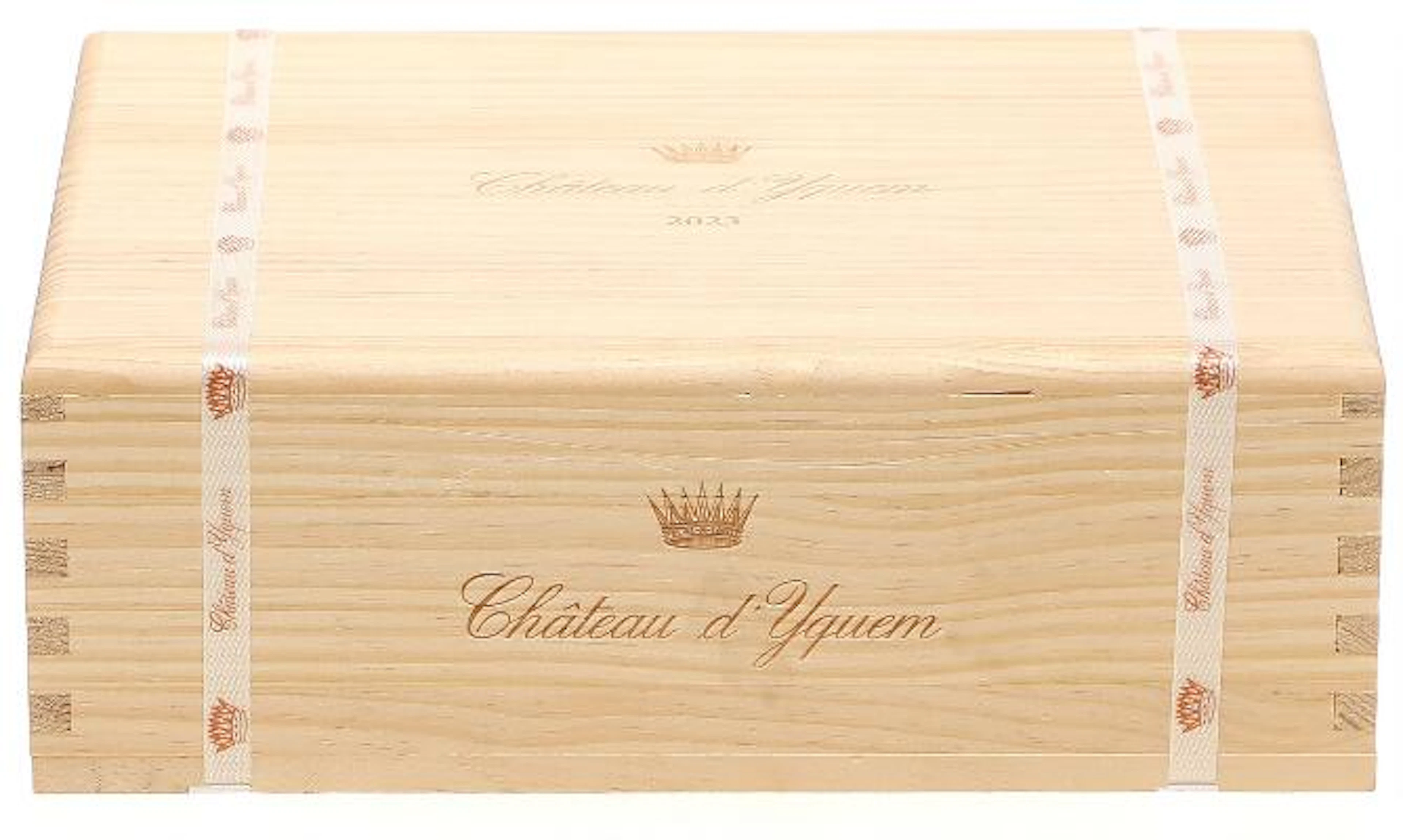 3 bts. Château d'Yquem, Sauternes. 1. Grand Cru Classé 2023 Owc. –