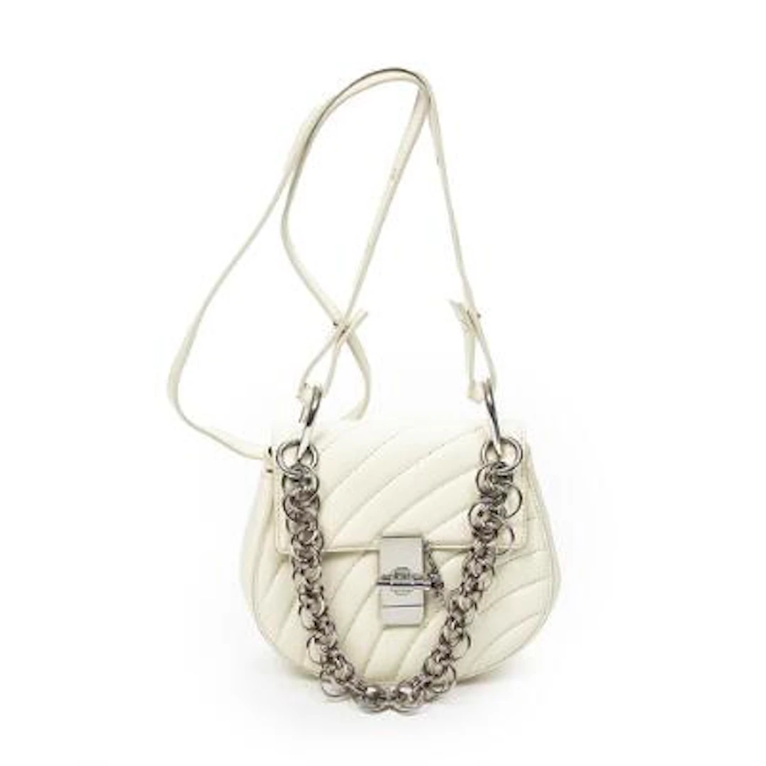 Chloé: A "Mini Drew Bijou" bag in cream quilted leather with silver-toned